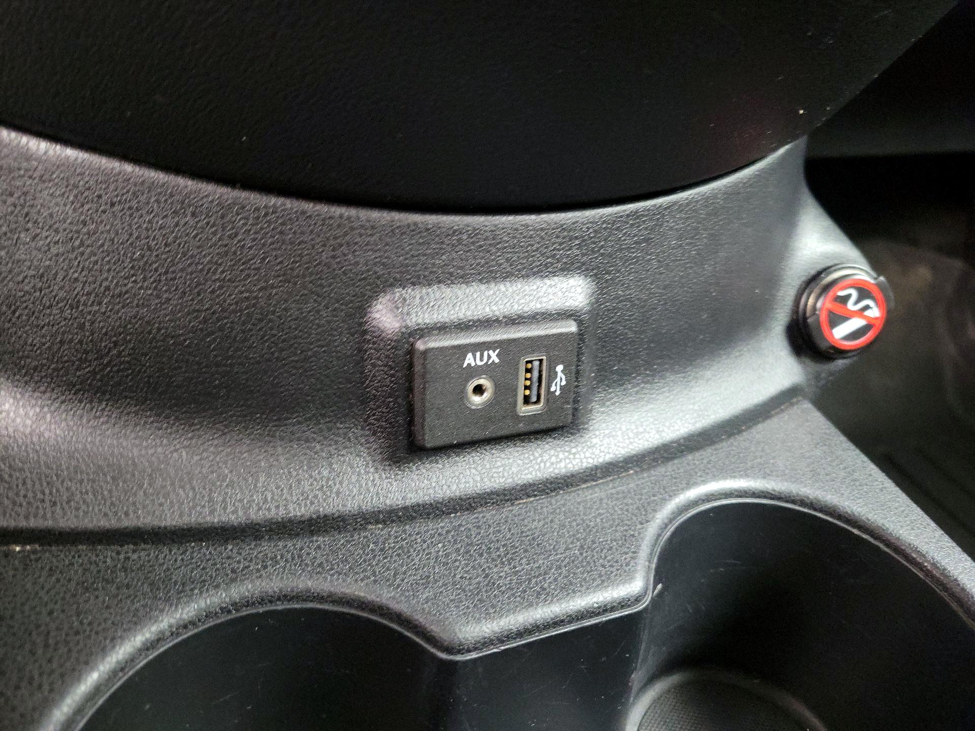 Thumbnail: 2019 Nissan Versa - 18