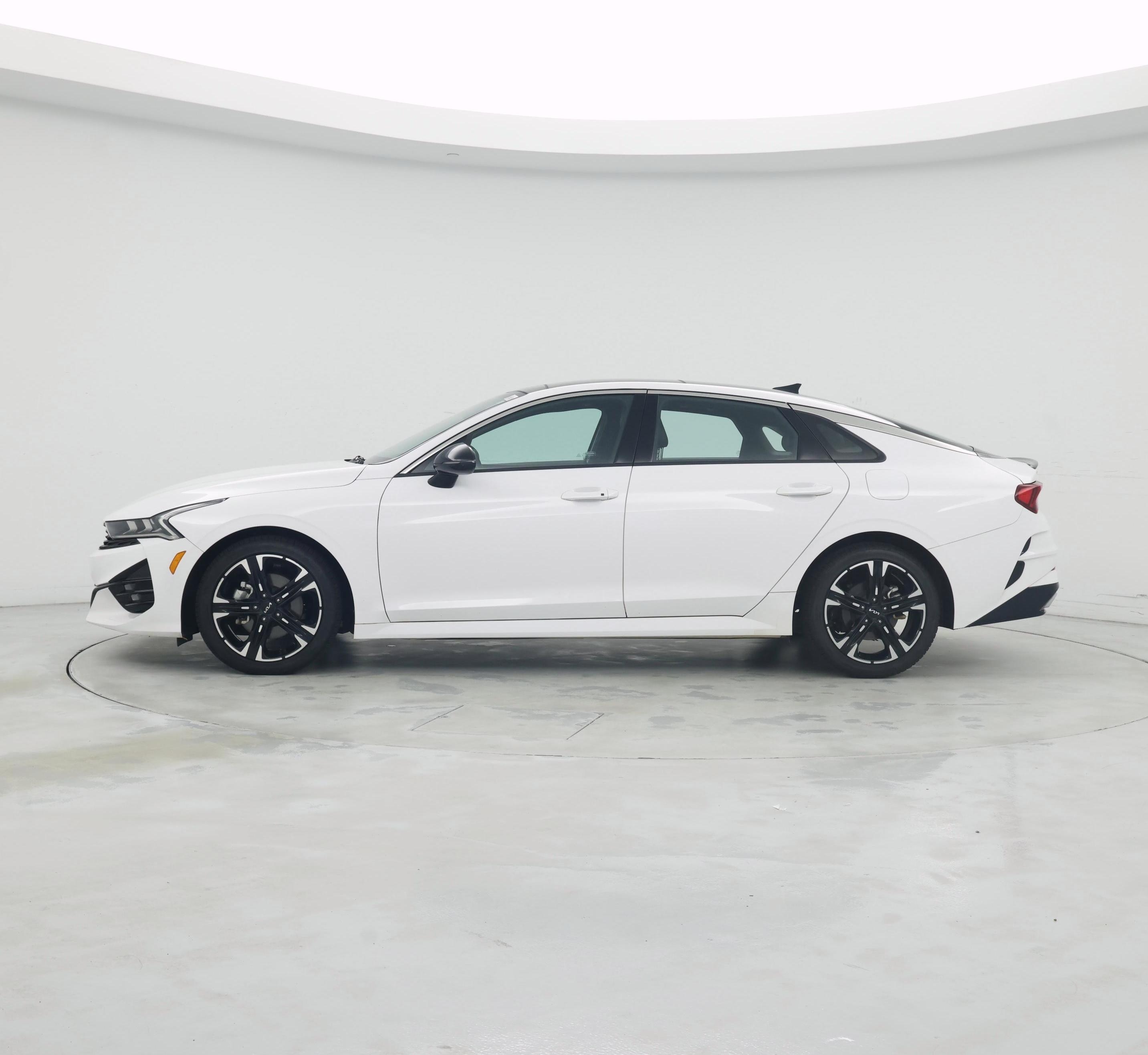 Thumbnail: 2022 Kia K5 - 3