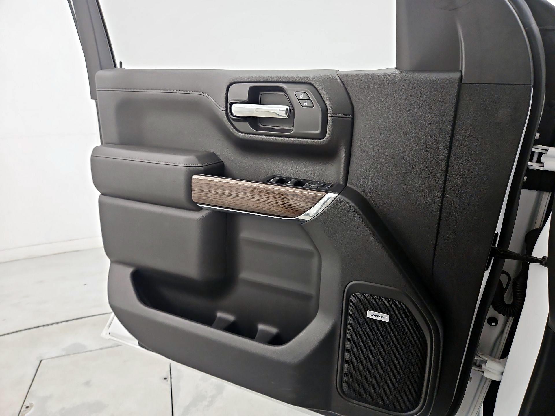 Thumbnail: 2021 Chevrolet Silverado 1500 - 12