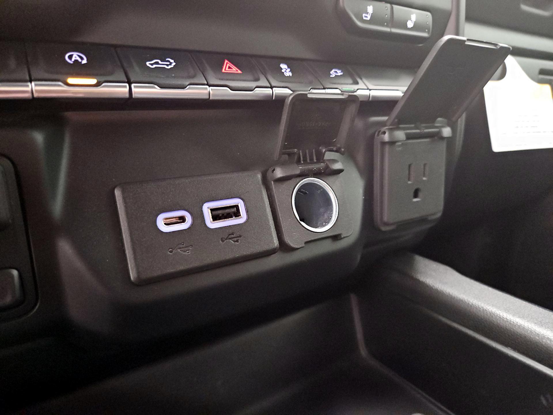 Thumbnail: 2021 Chevrolet Silverado 1500 - 18