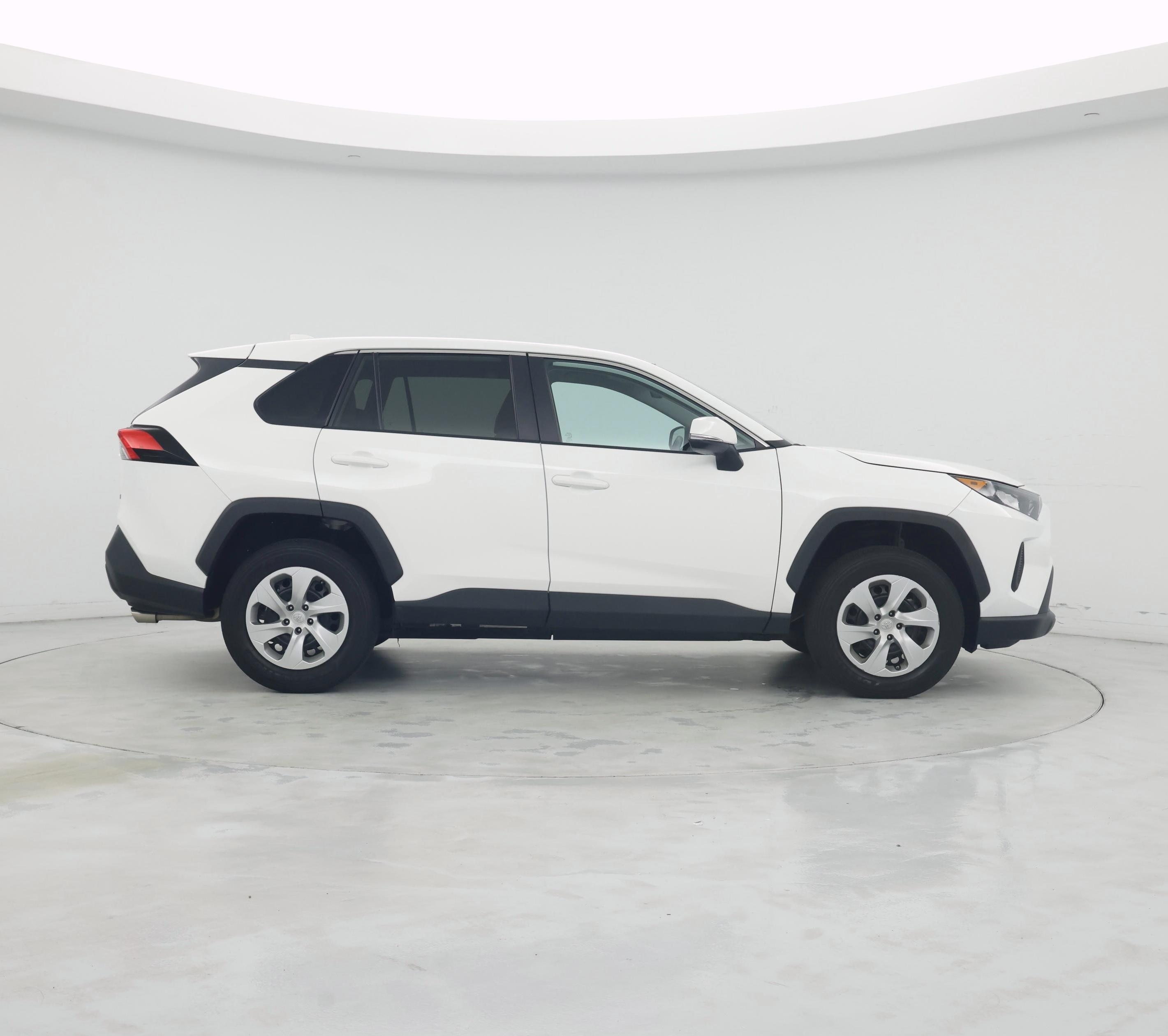 Thumbnail: 2022 Toyota RAV4 - 7