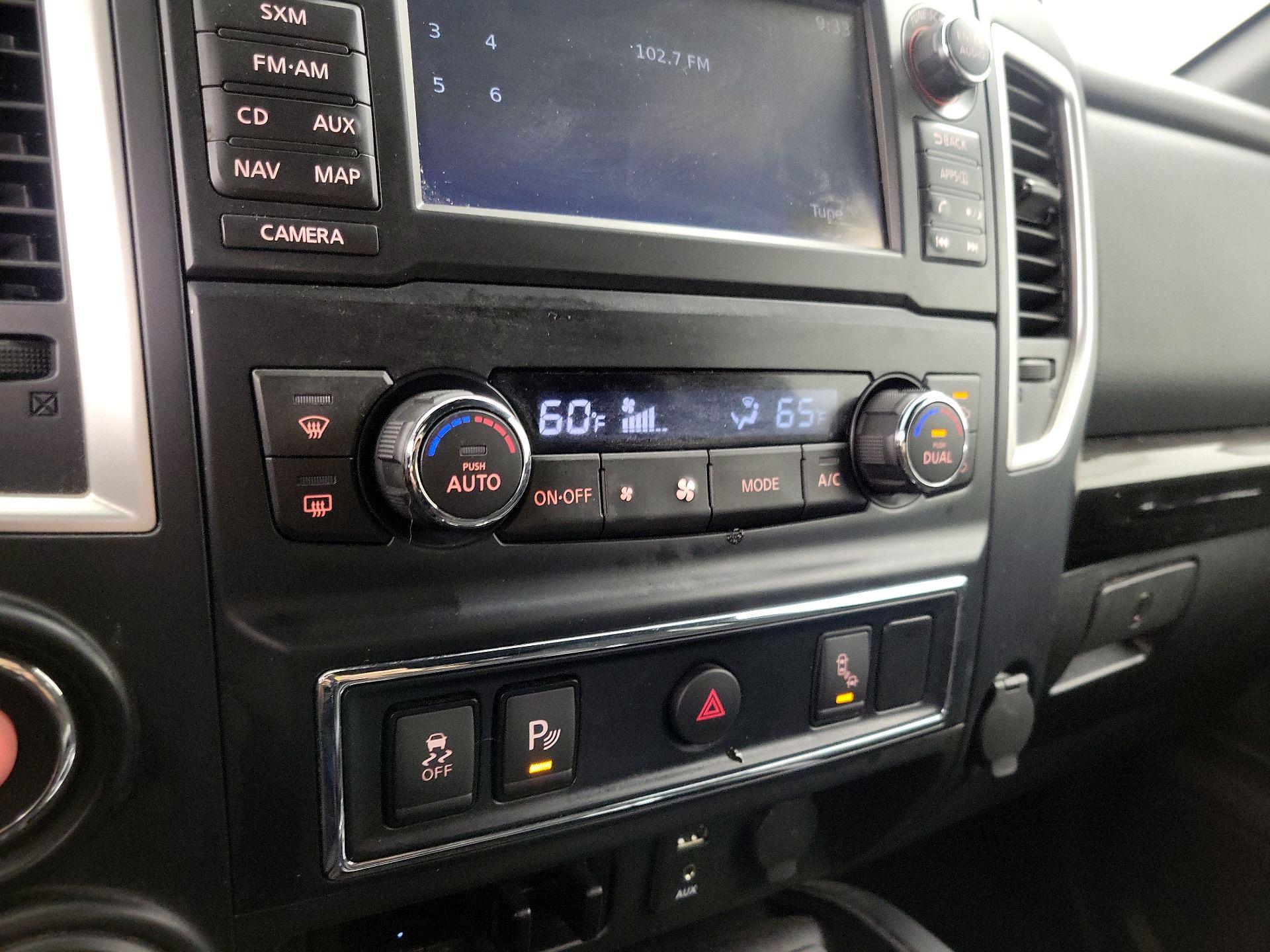 Thumbnail: 2018 Nissan Titan - 17