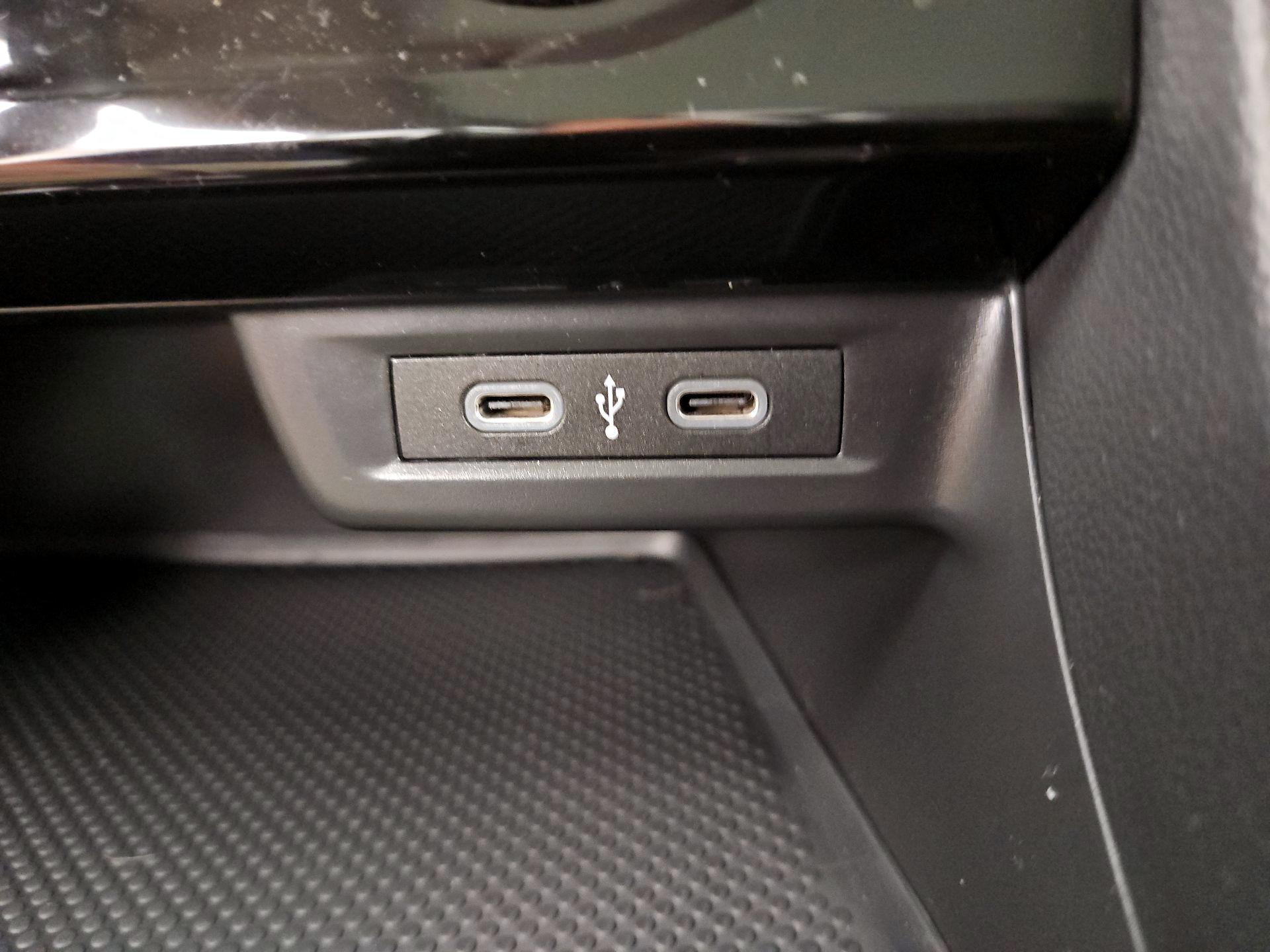 Thumbnail: 2024 Volkswagen Jetta - 18