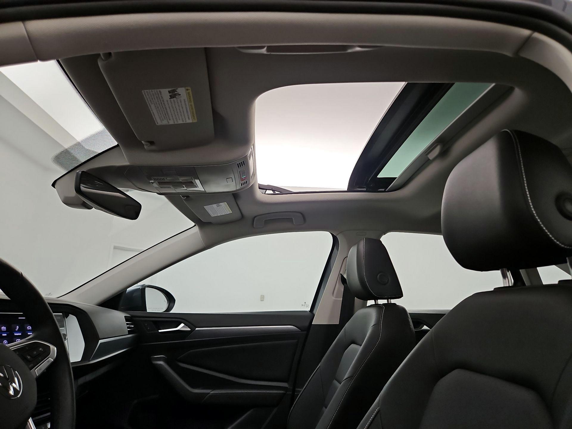 Thumbnail: 2024 Volkswagen Jetta - 19