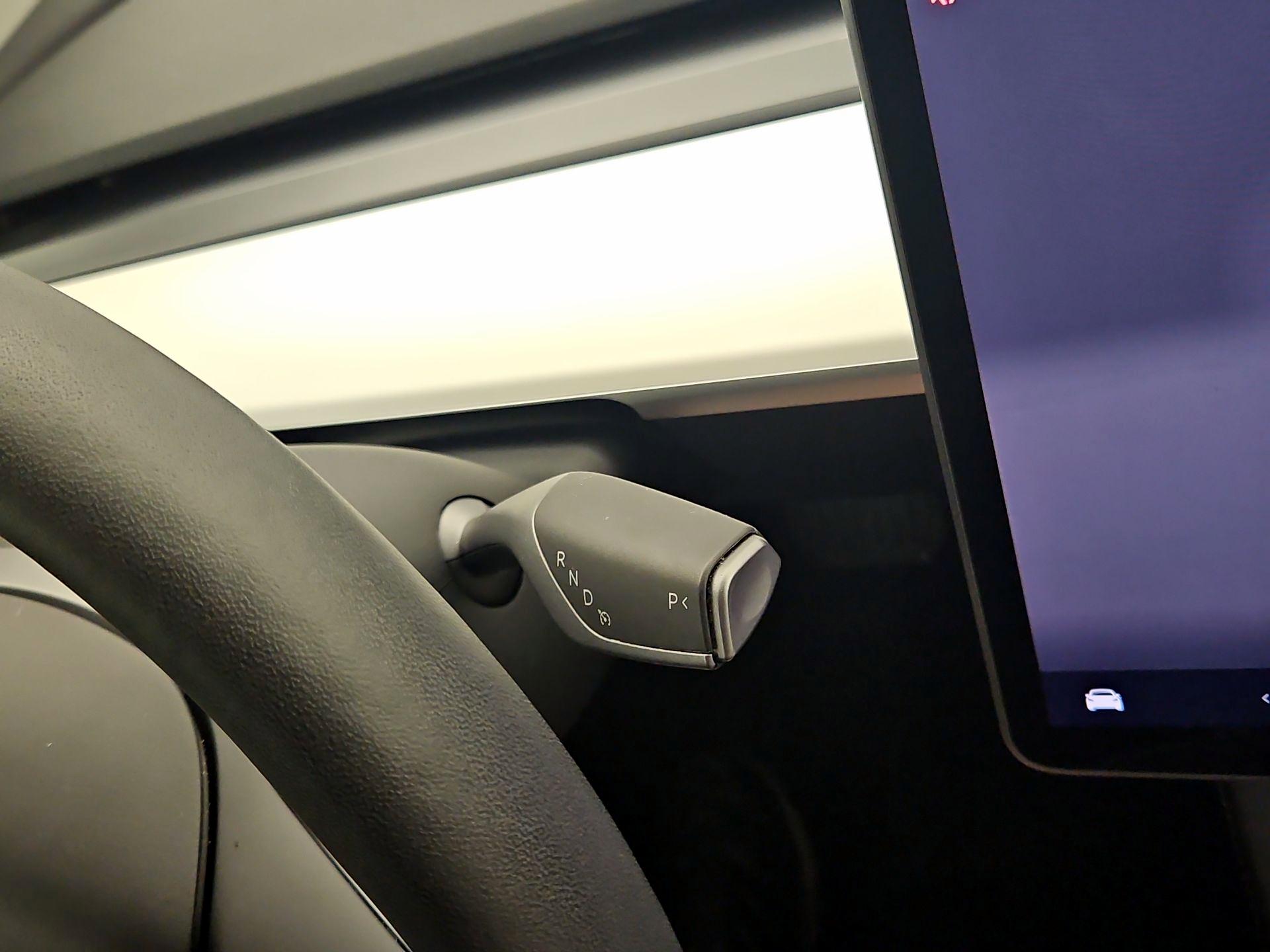 Thumbnail: 2023 Tesla Model 3 - 17