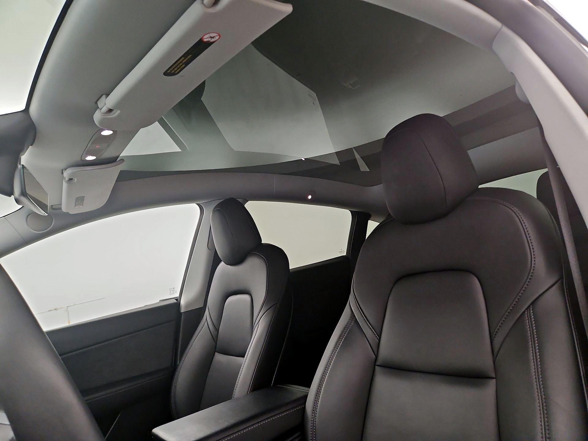 Thumbnail: 2021 Tesla Model Y - 18