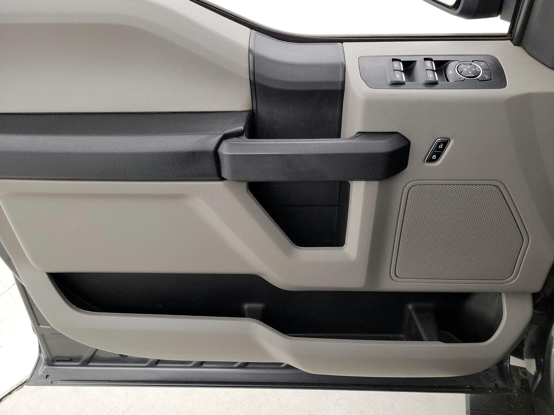 Thumbnail: 2017 Ford F-150 - 12