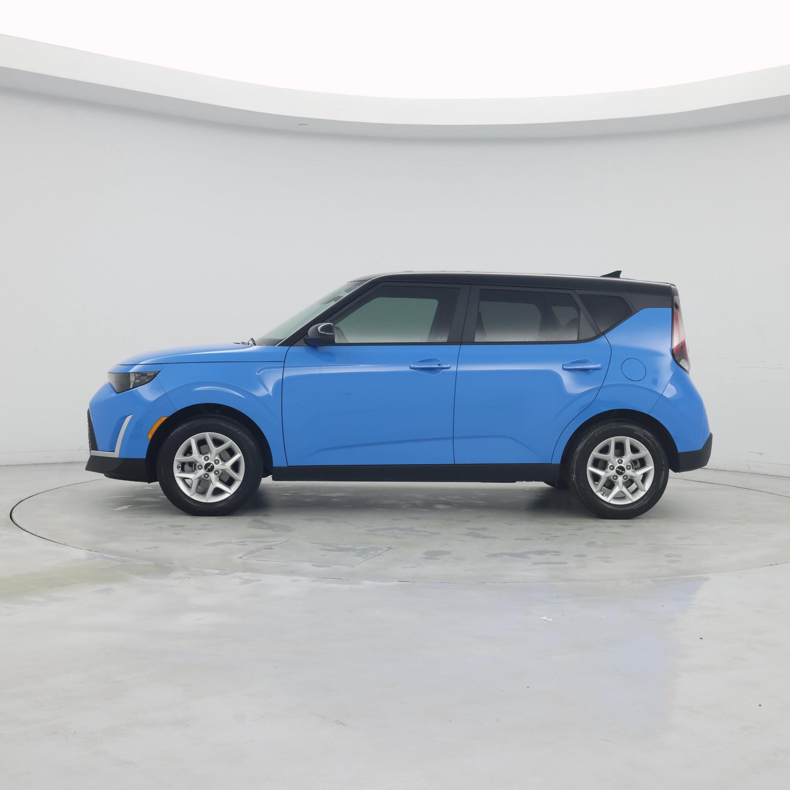 Thumbnail: 2025 Kia Soul - 3