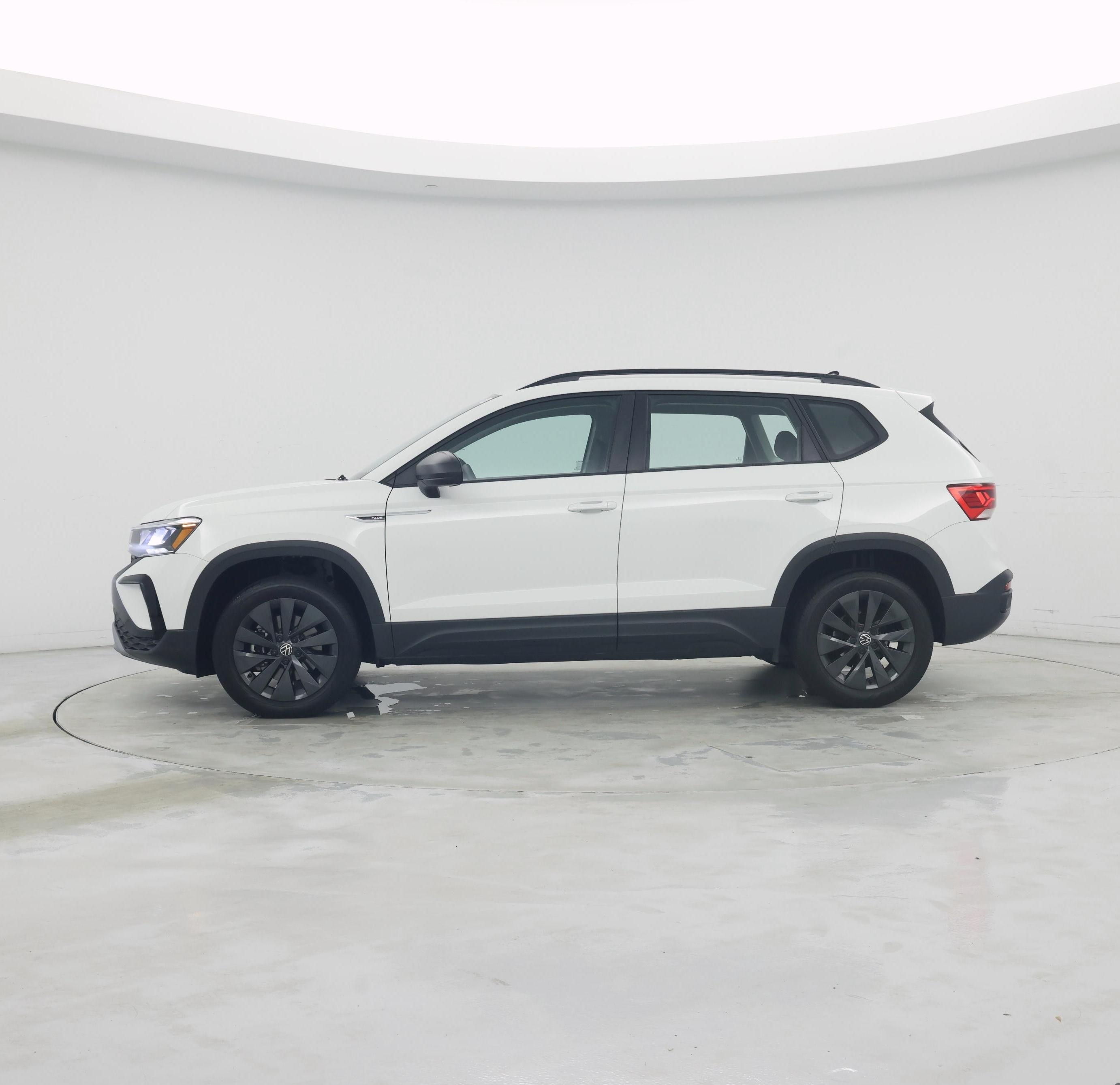 Thumbnail: 2024 Volkswagen Taos - 3