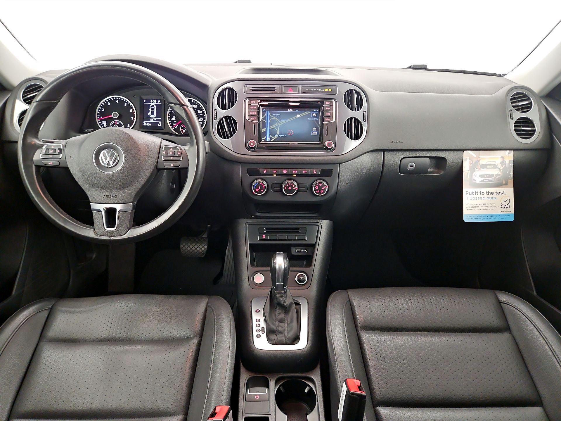Thumbnail: 2016 Volkswagen Tiguan - 9
