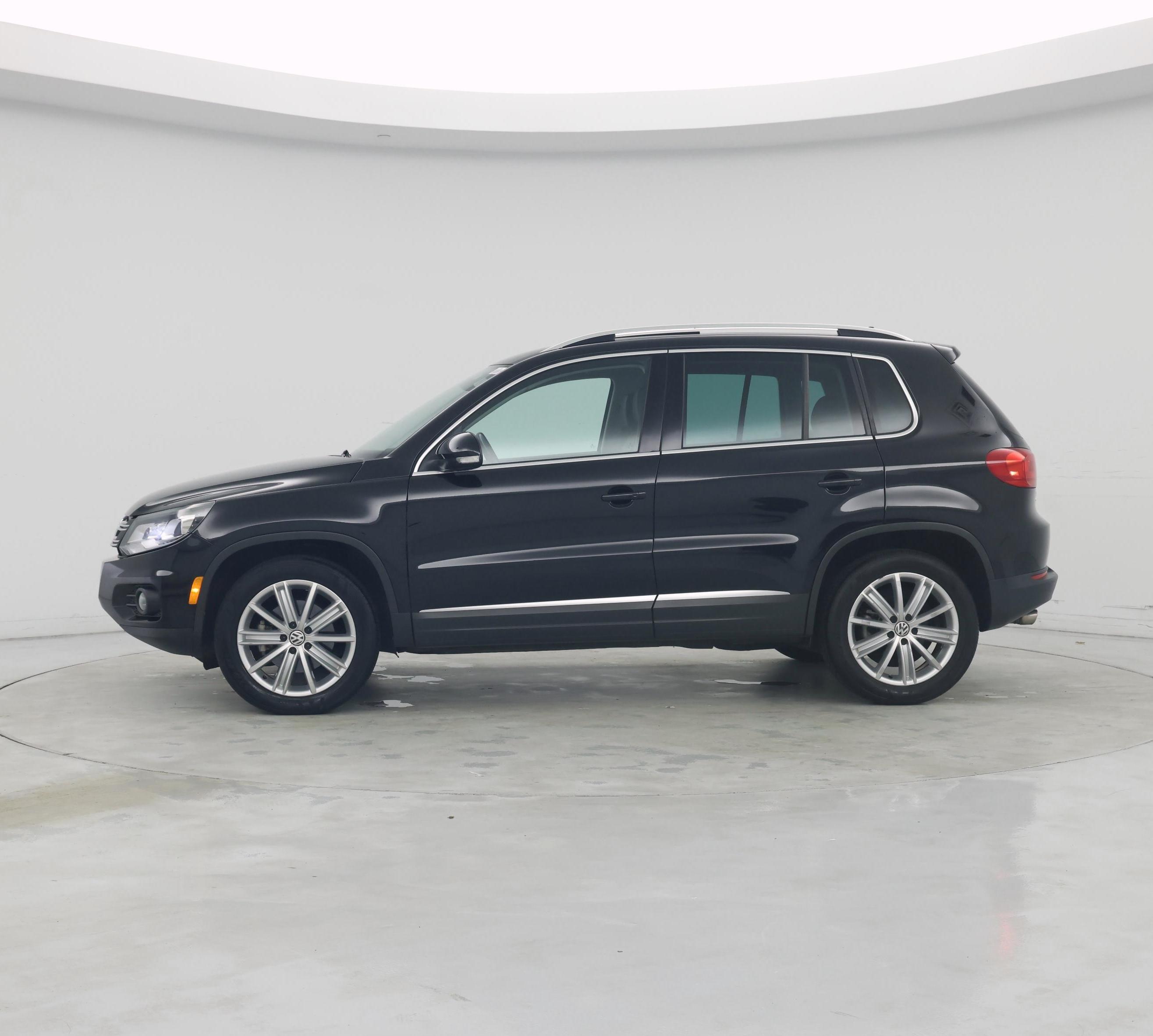 Thumbnail: 2016 Volkswagen Tiguan - 3