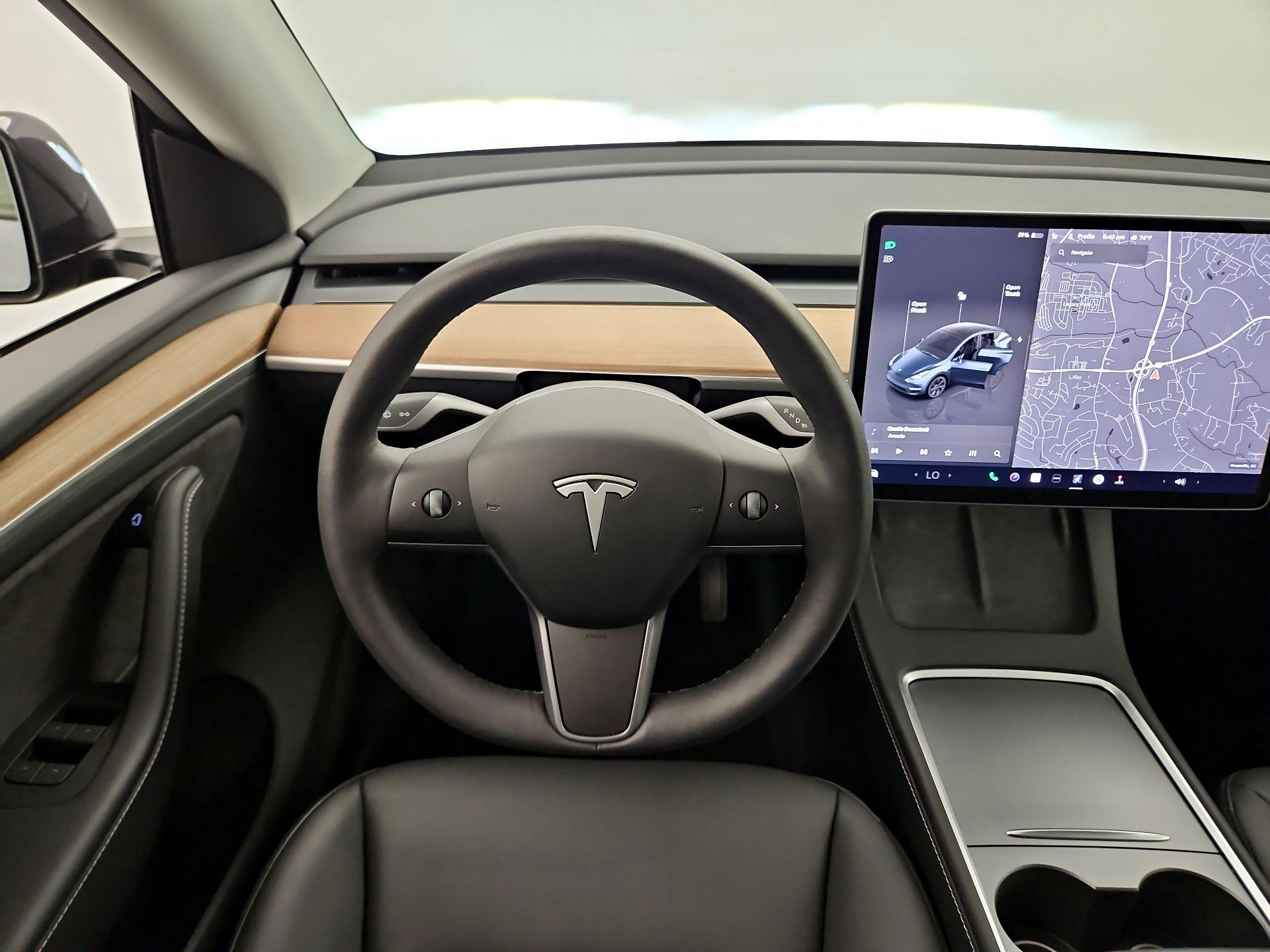 Thumbnail: 2025 Tesla Model Y - 10