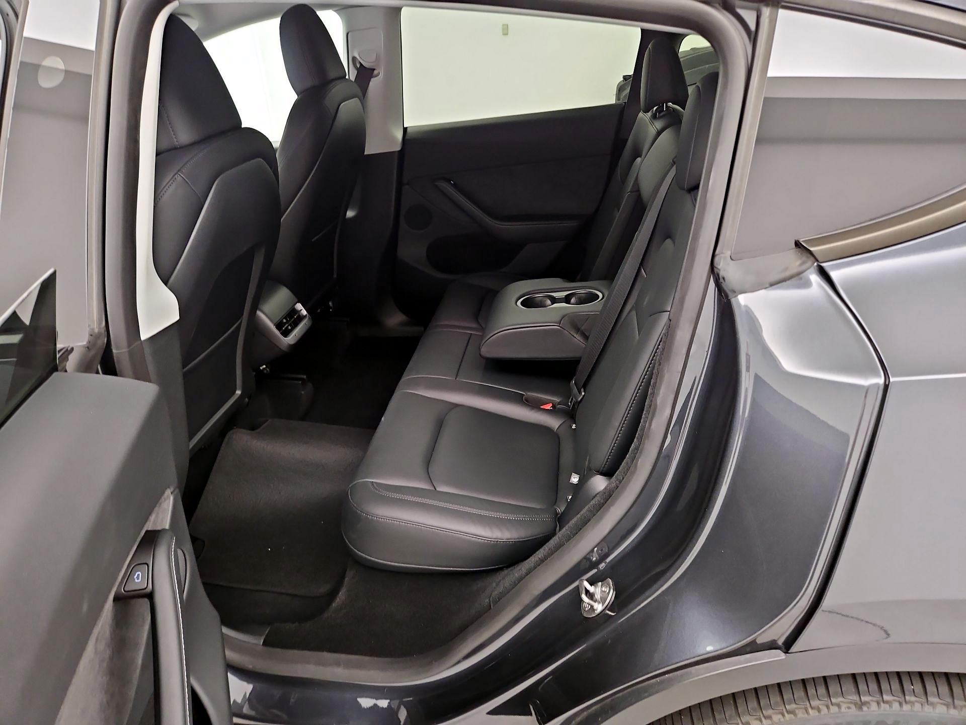 Thumbnail: 2025 Tesla Model Y - 19