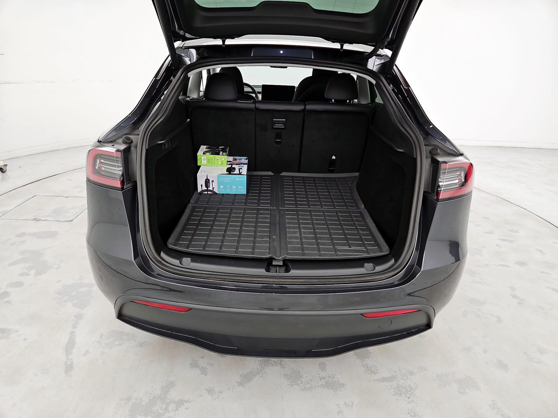 Thumbnail: 2025 Tesla Model Y - 20