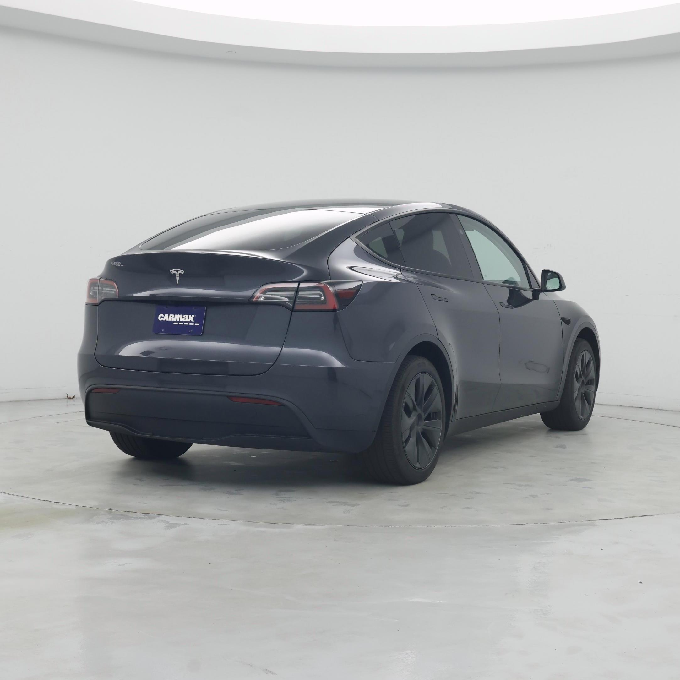 Thumbnail: 2025 Tesla Model Y - 8