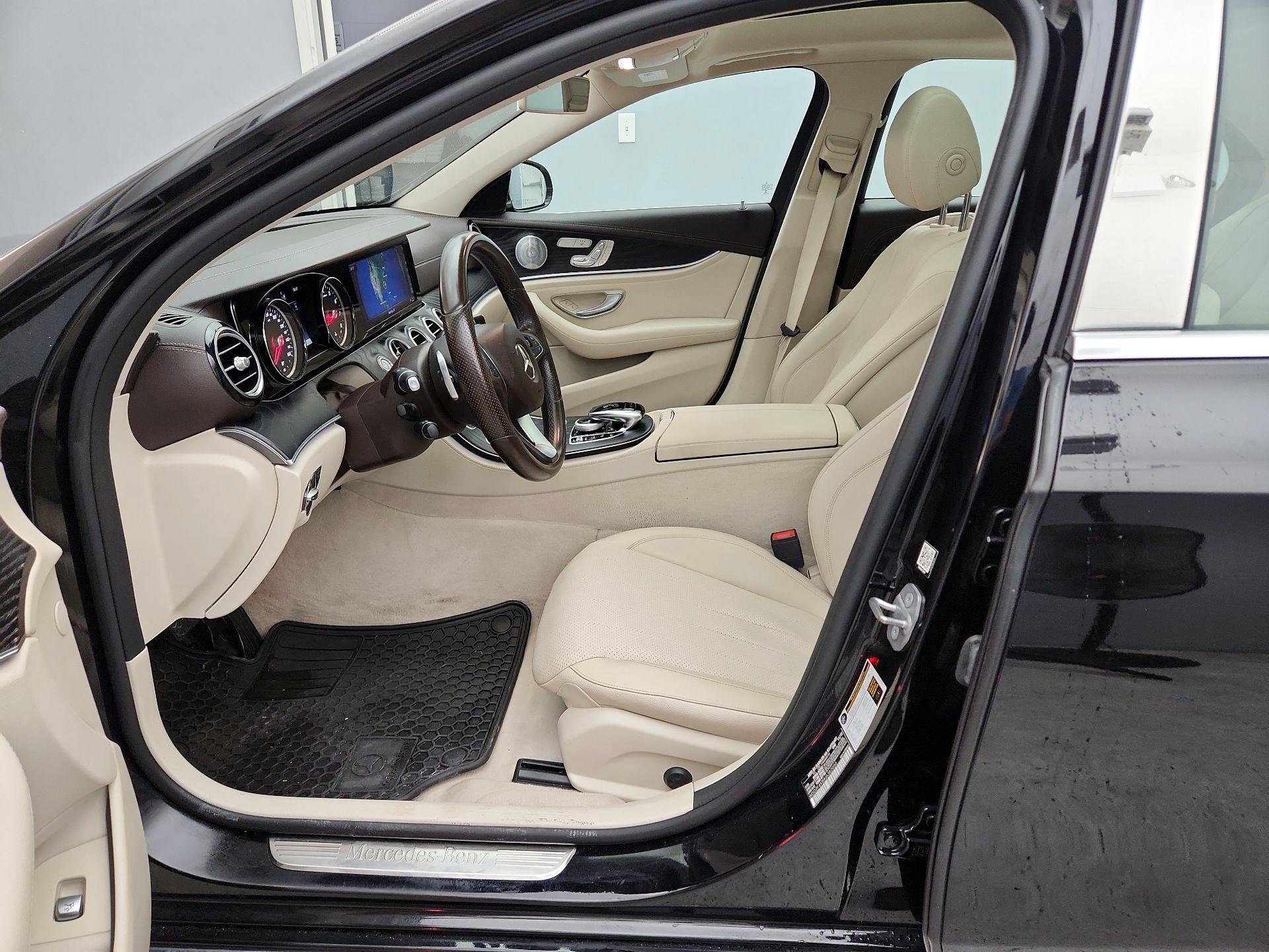 Thumbnail: 2018 Mercedes-Benz E-Class - 11
