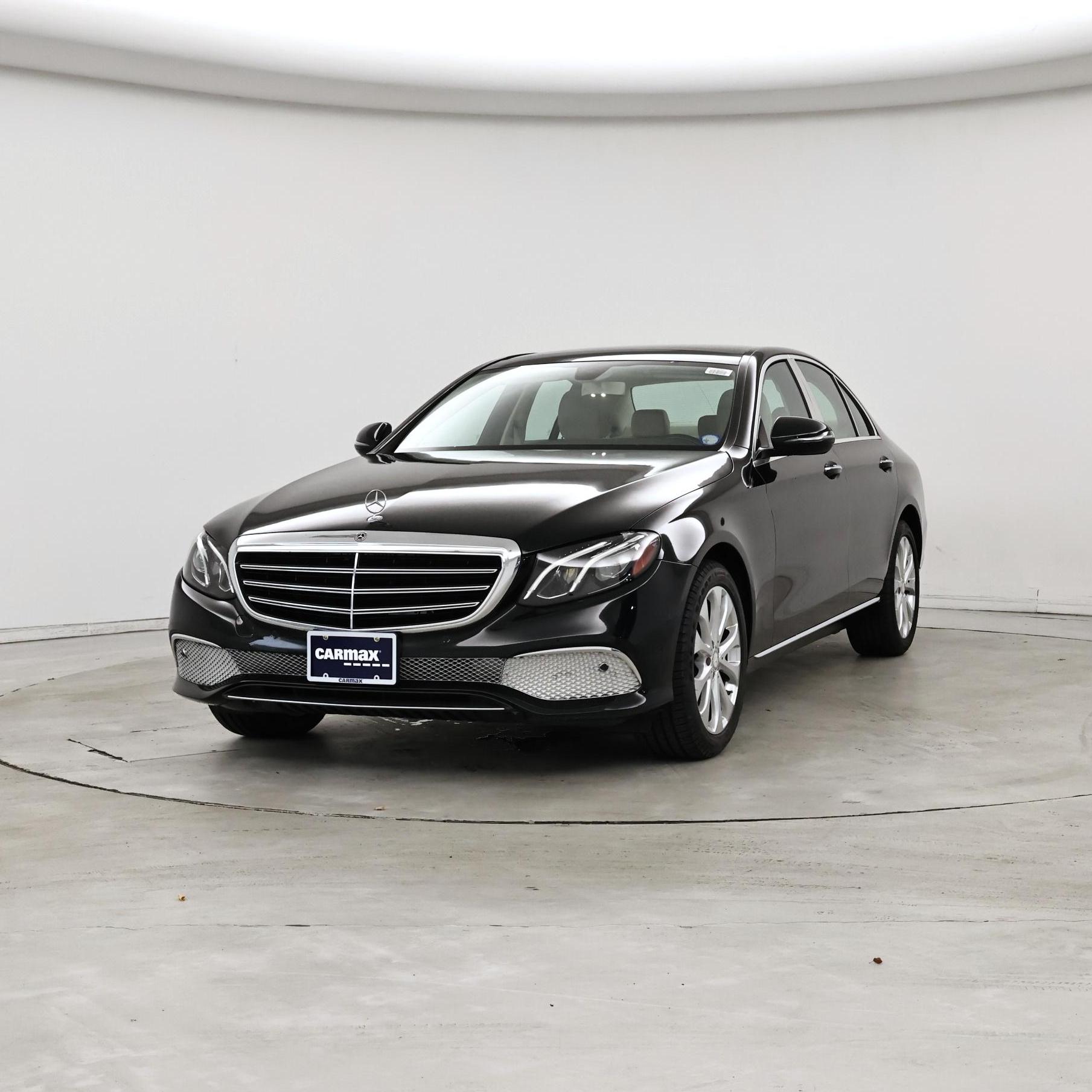 Thumbnail: 2018 Mercedes-Benz E-Class - 4