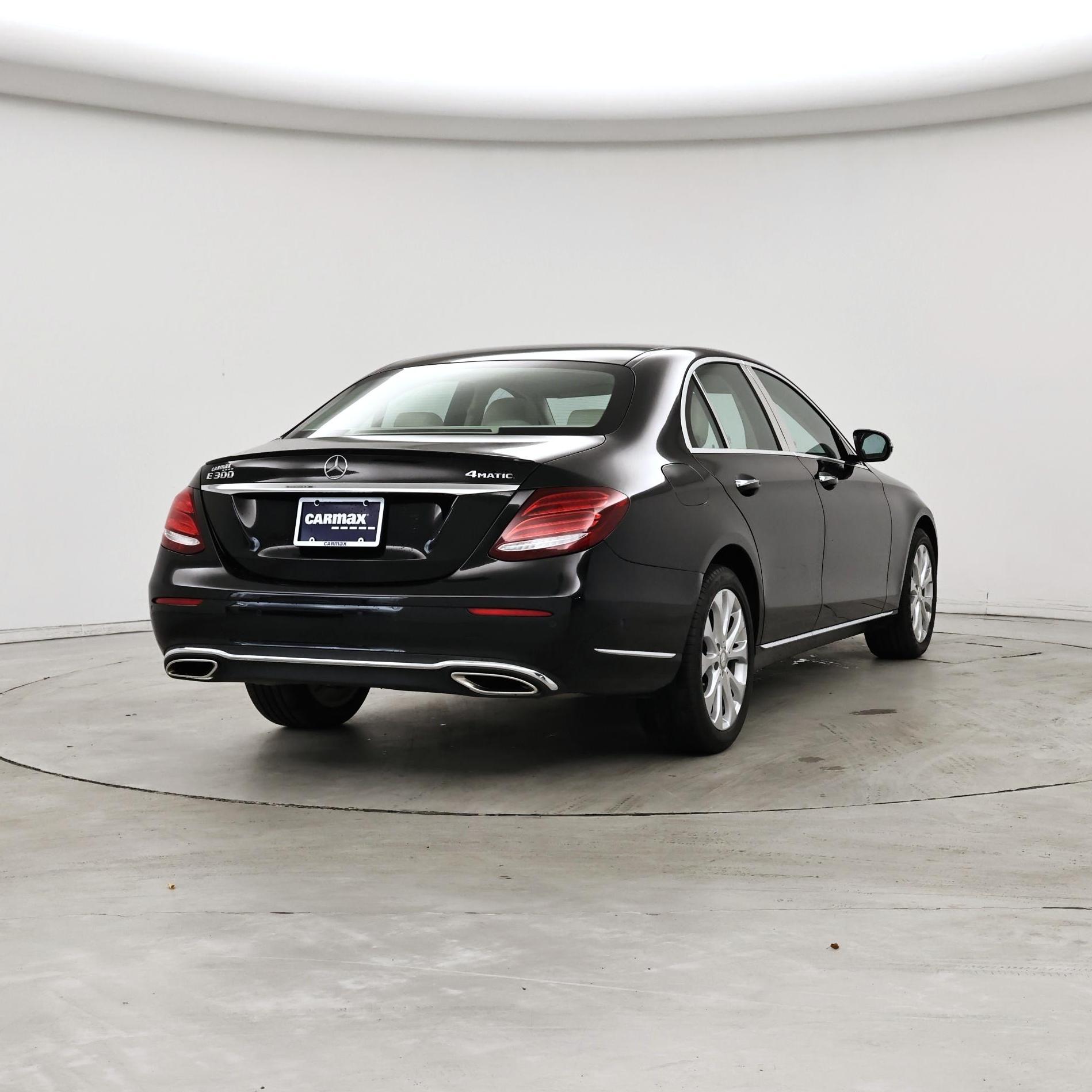 Thumbnail: 2018 Mercedes-Benz E-Class - 8