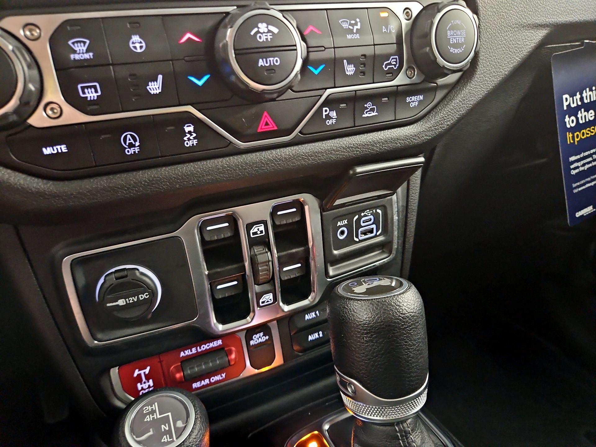 Thumbnail: 2024 Jeep Wrangler - 18