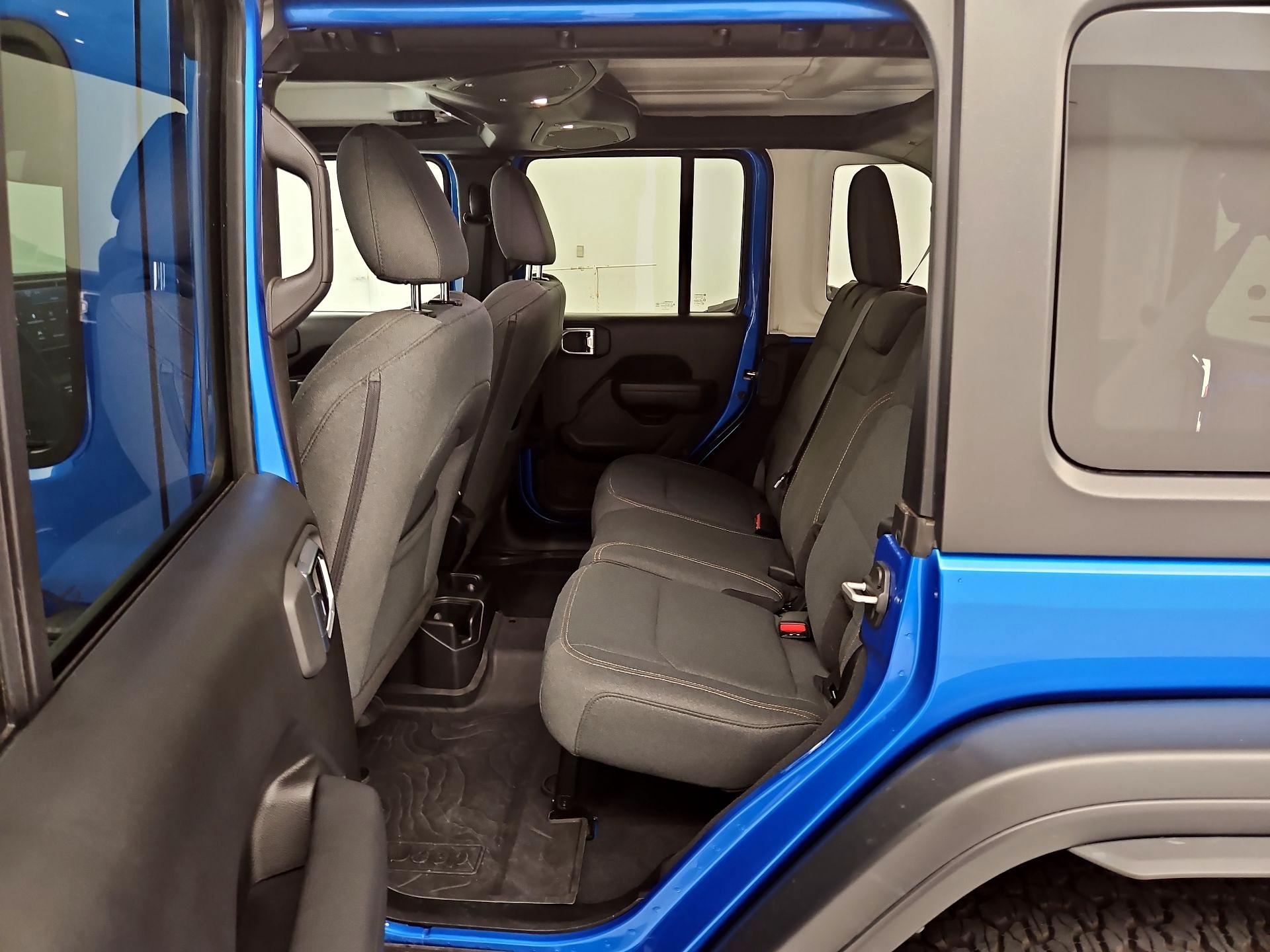Thumbnail: 2024 Jeep Wrangler - 19