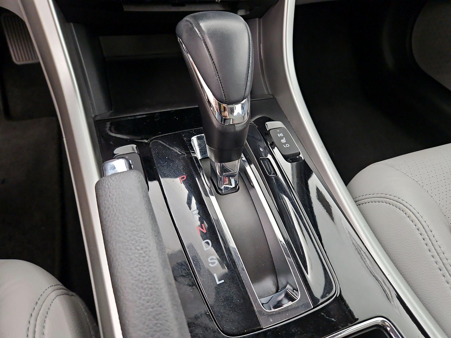 Thumbnail: 2016 Honda Accord - 17