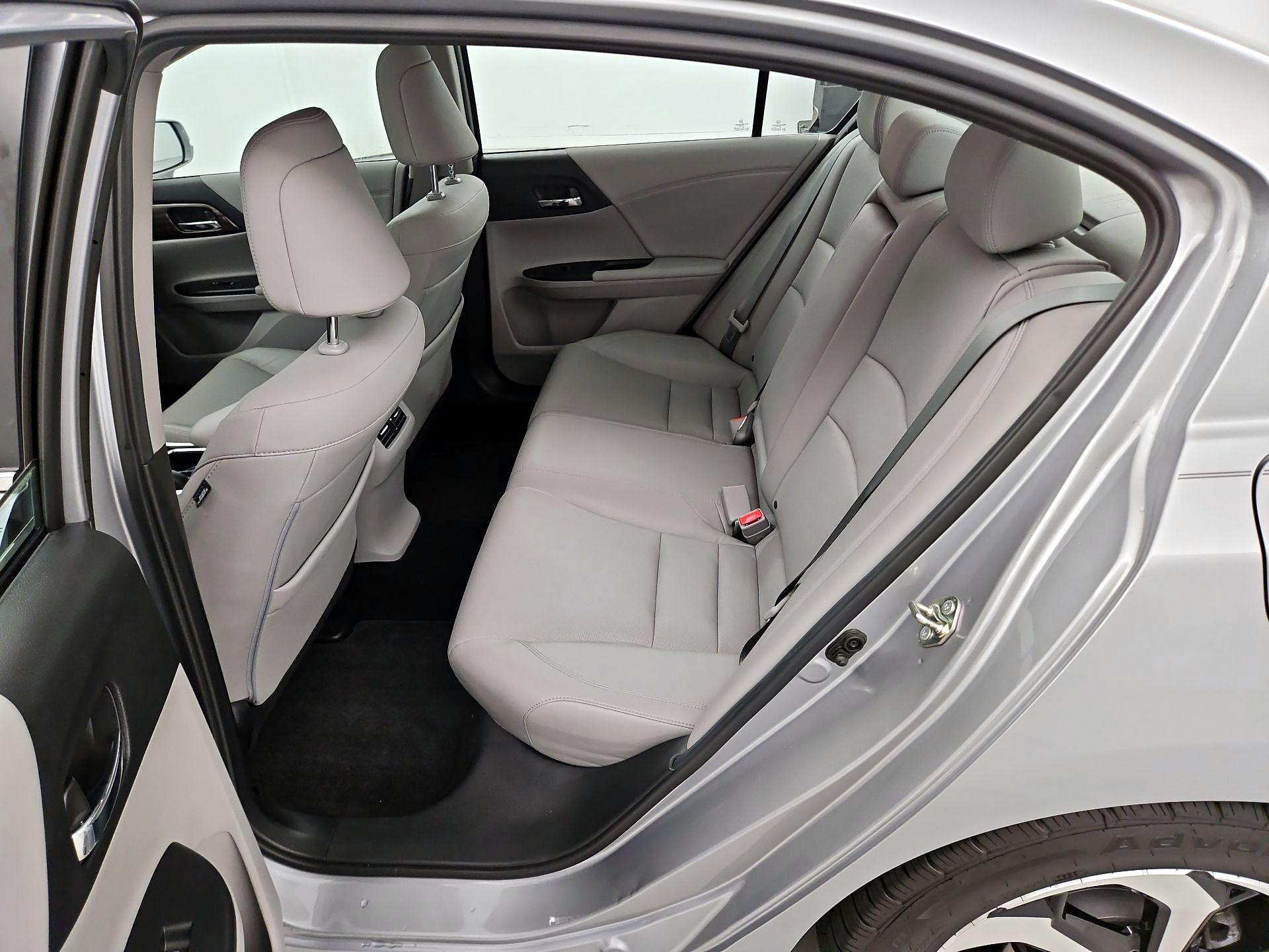 Thumbnail: 2016 Honda Accord - 19