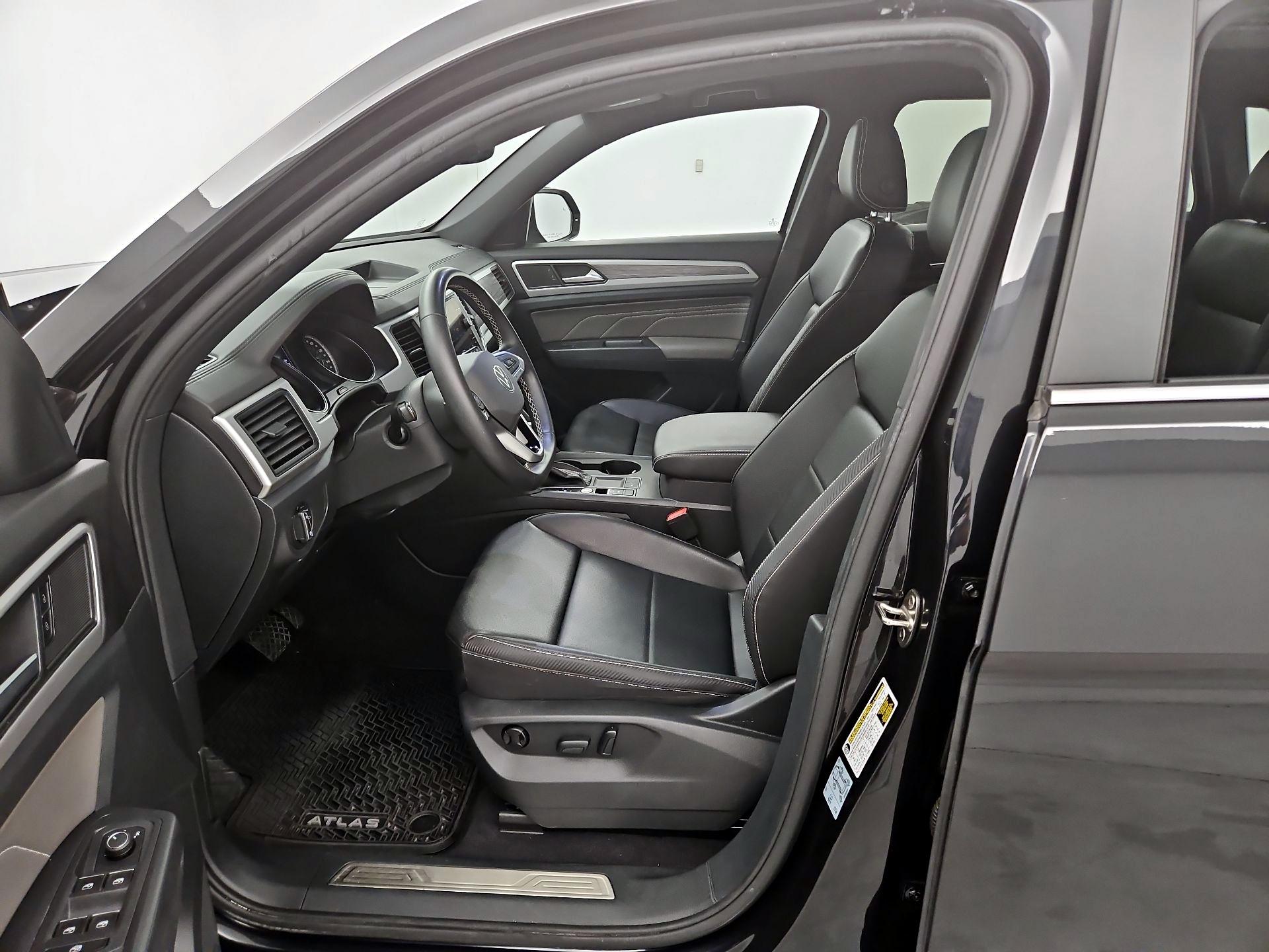 Thumbnail: 2021 Volkswagen Atlas - 11