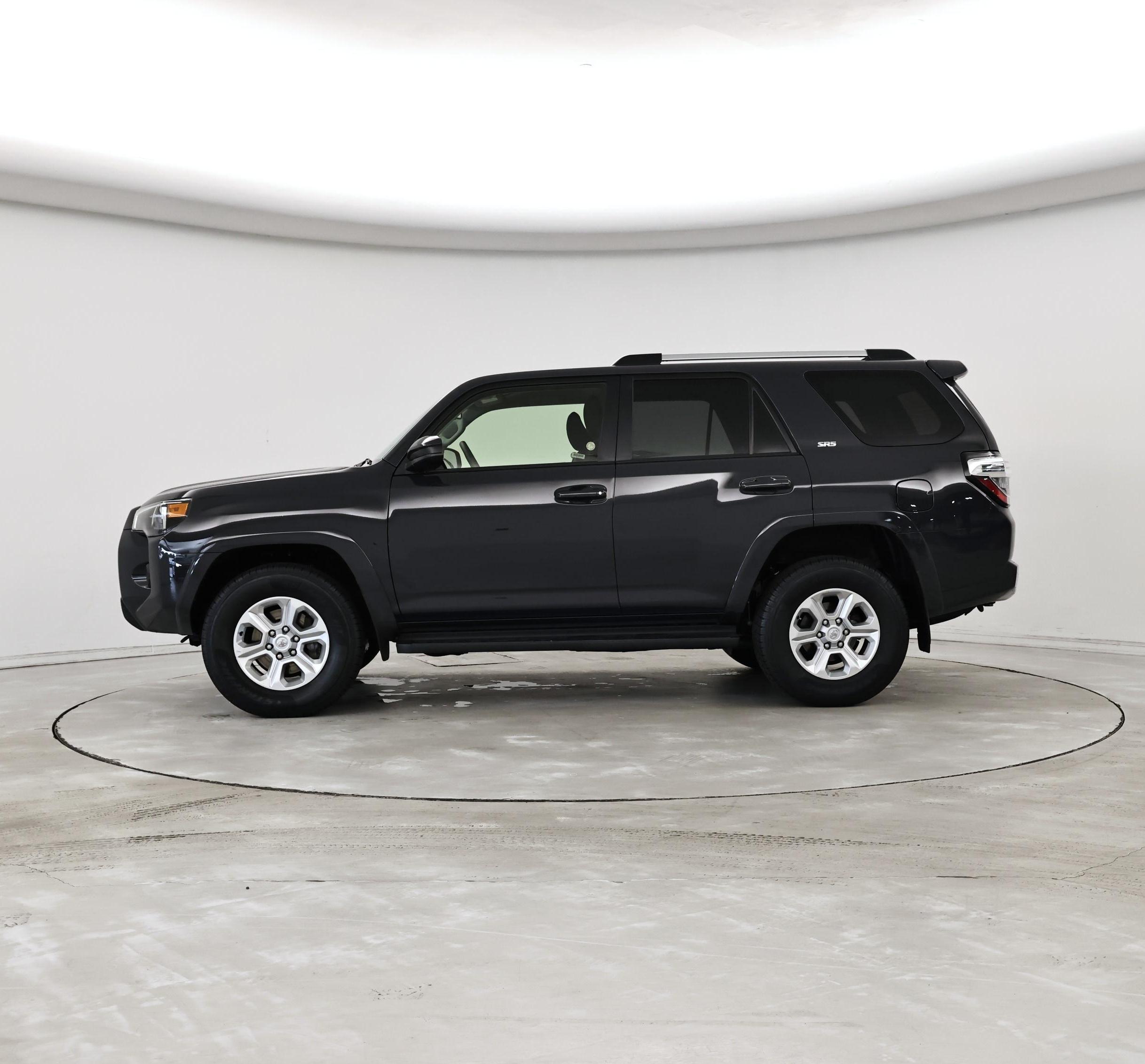 Thumbnail: 2024 Toyota 4Runner - 3
