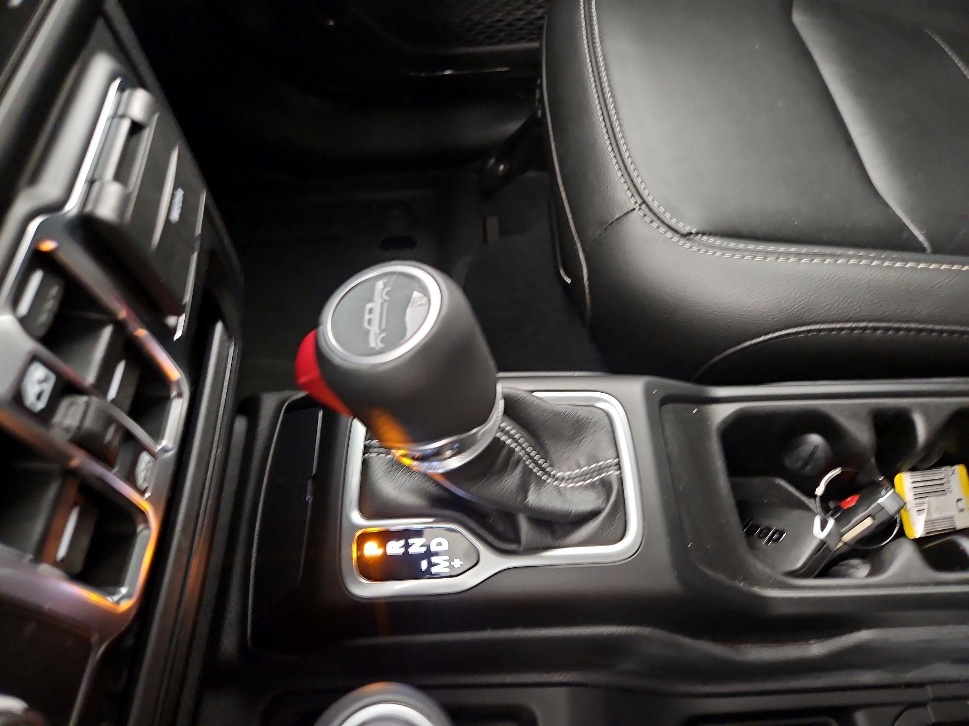 Thumbnail: 2022 Jeep Gladiator - 18