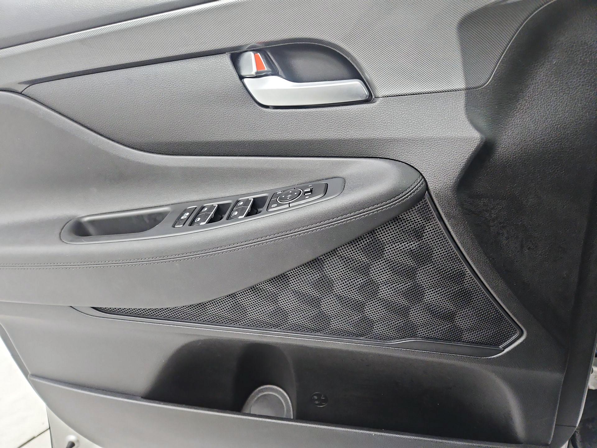 Thumbnail: 2023 Hyundai Santa Fe - 12