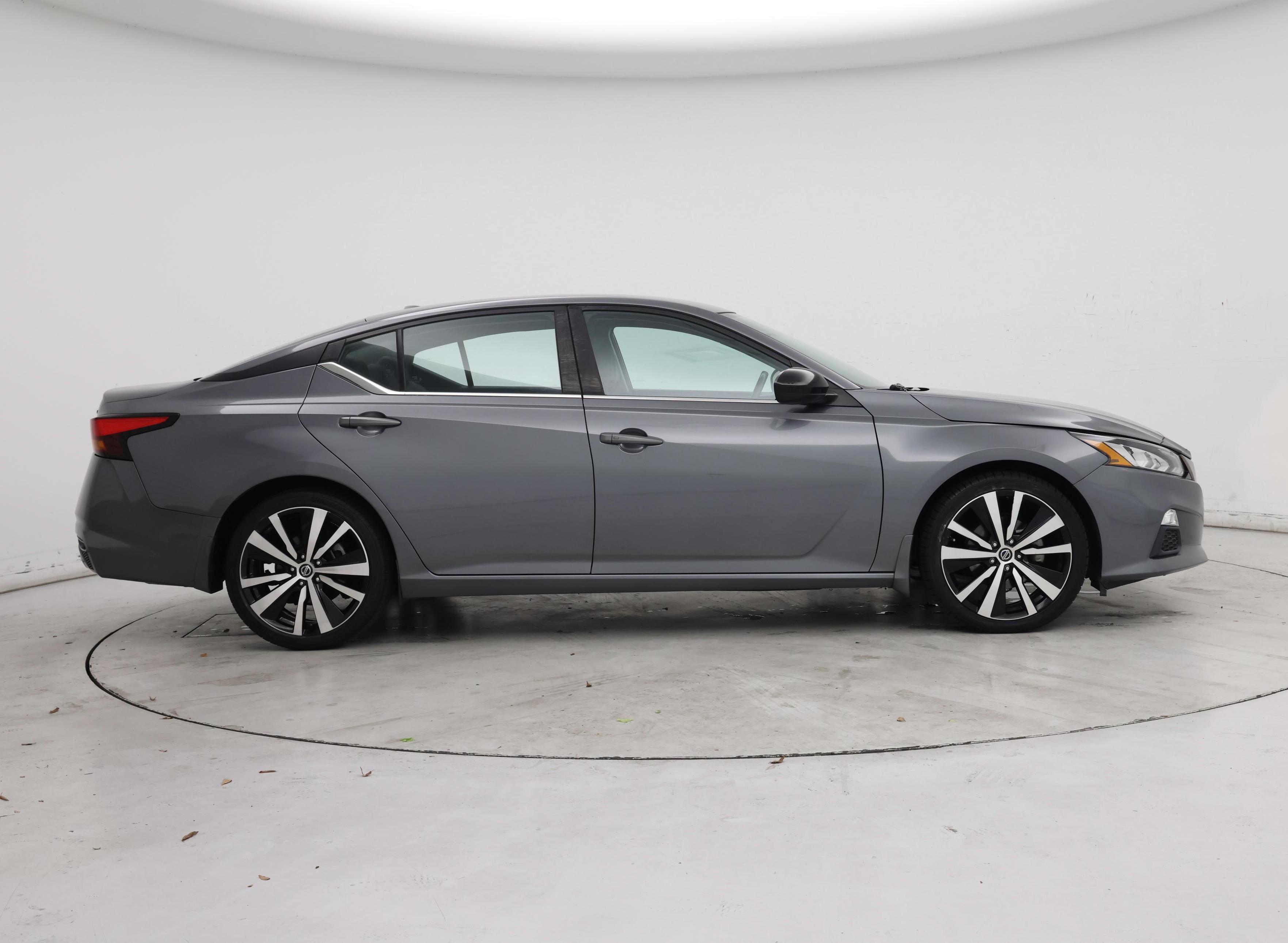 Thumbnail: 2021 Nissan Altima - 7