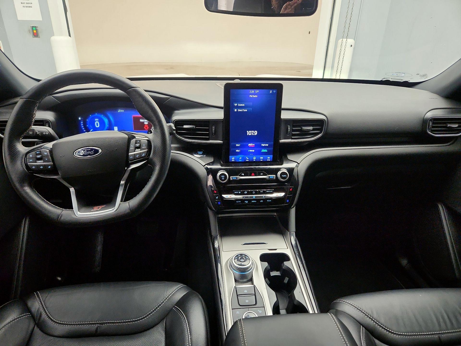 Thumbnail: 2022 Ford Explorer - 9