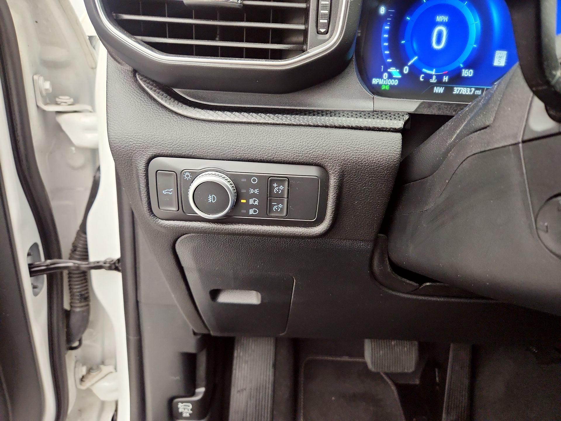 Thumbnail: 2022 Ford Explorer - 13