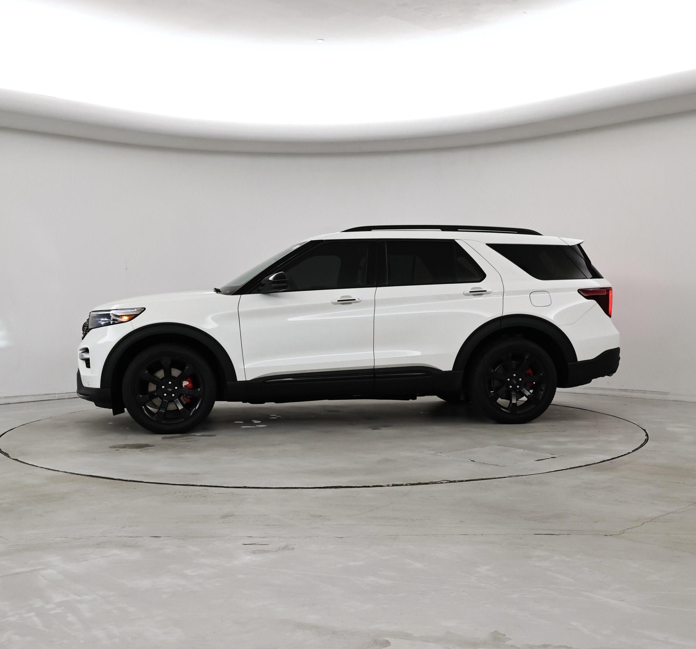 Thumbnail: 2022 Ford Explorer - 3