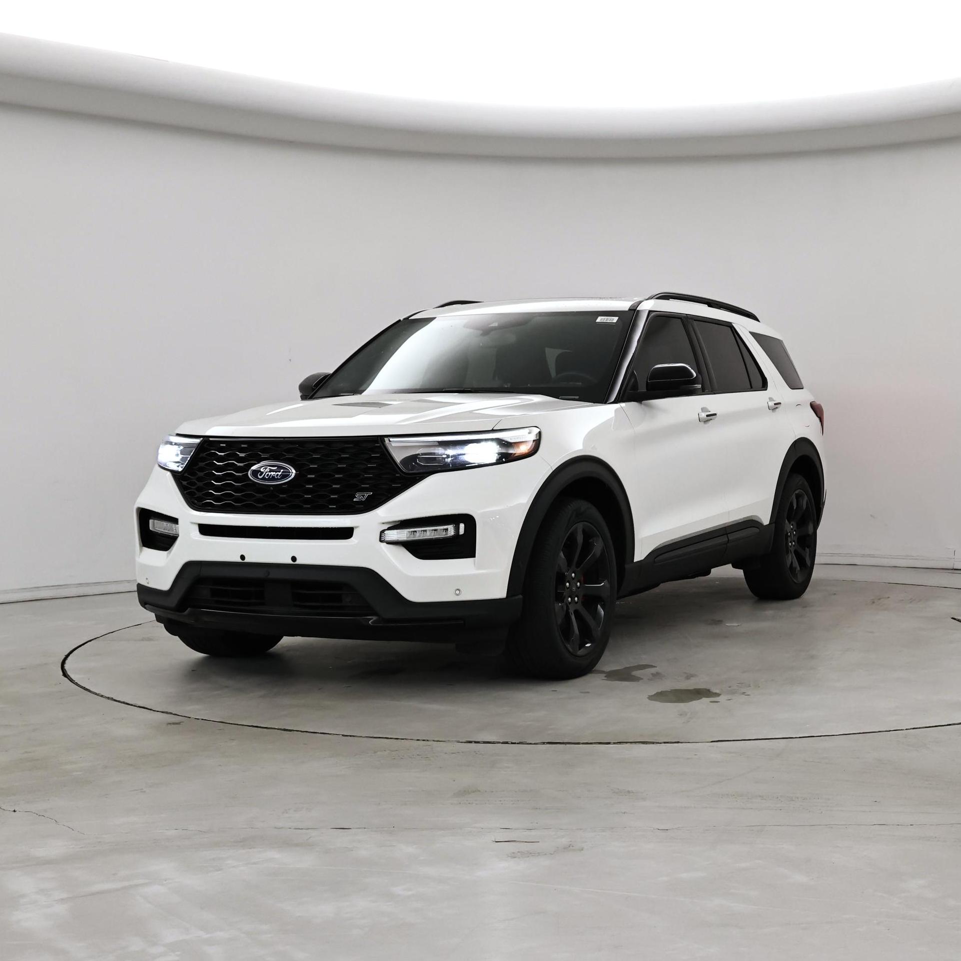 Thumbnail: 2022 Ford Explorer - 4