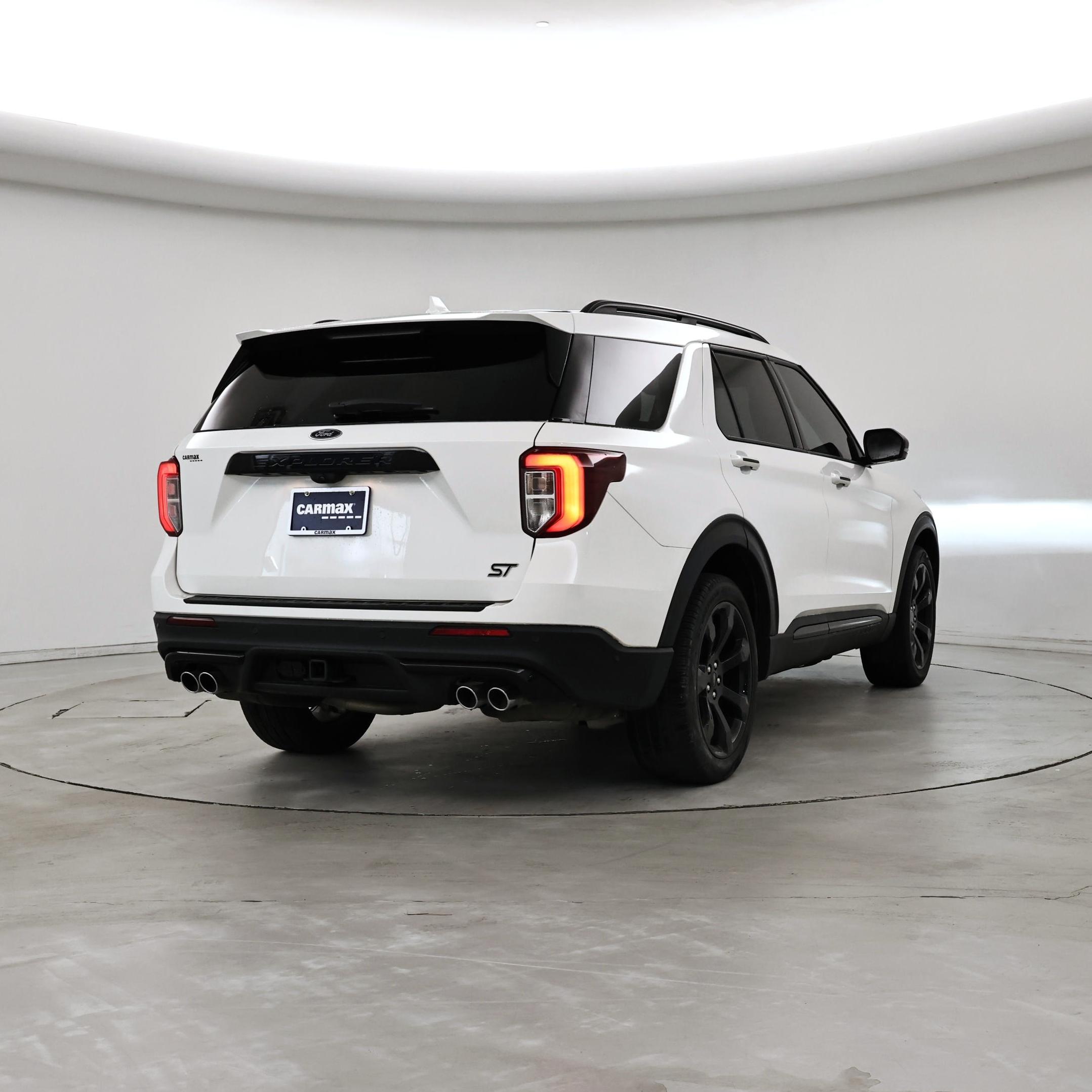 Thumbnail: 2022 Ford Explorer - 8