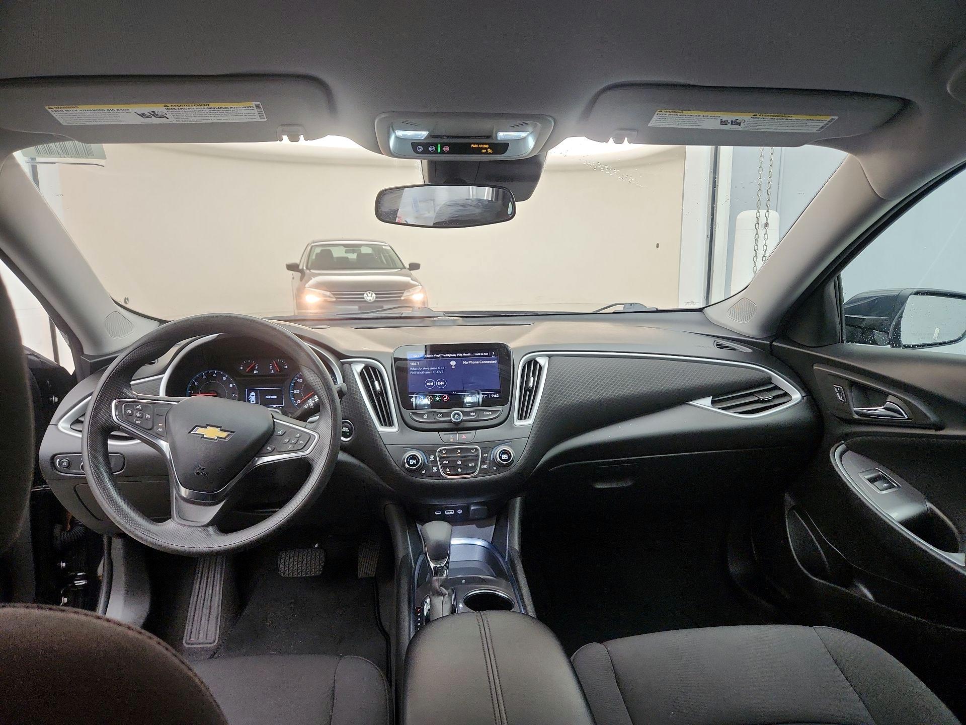Thumbnail: 2023 Chevrolet Malibu - 9