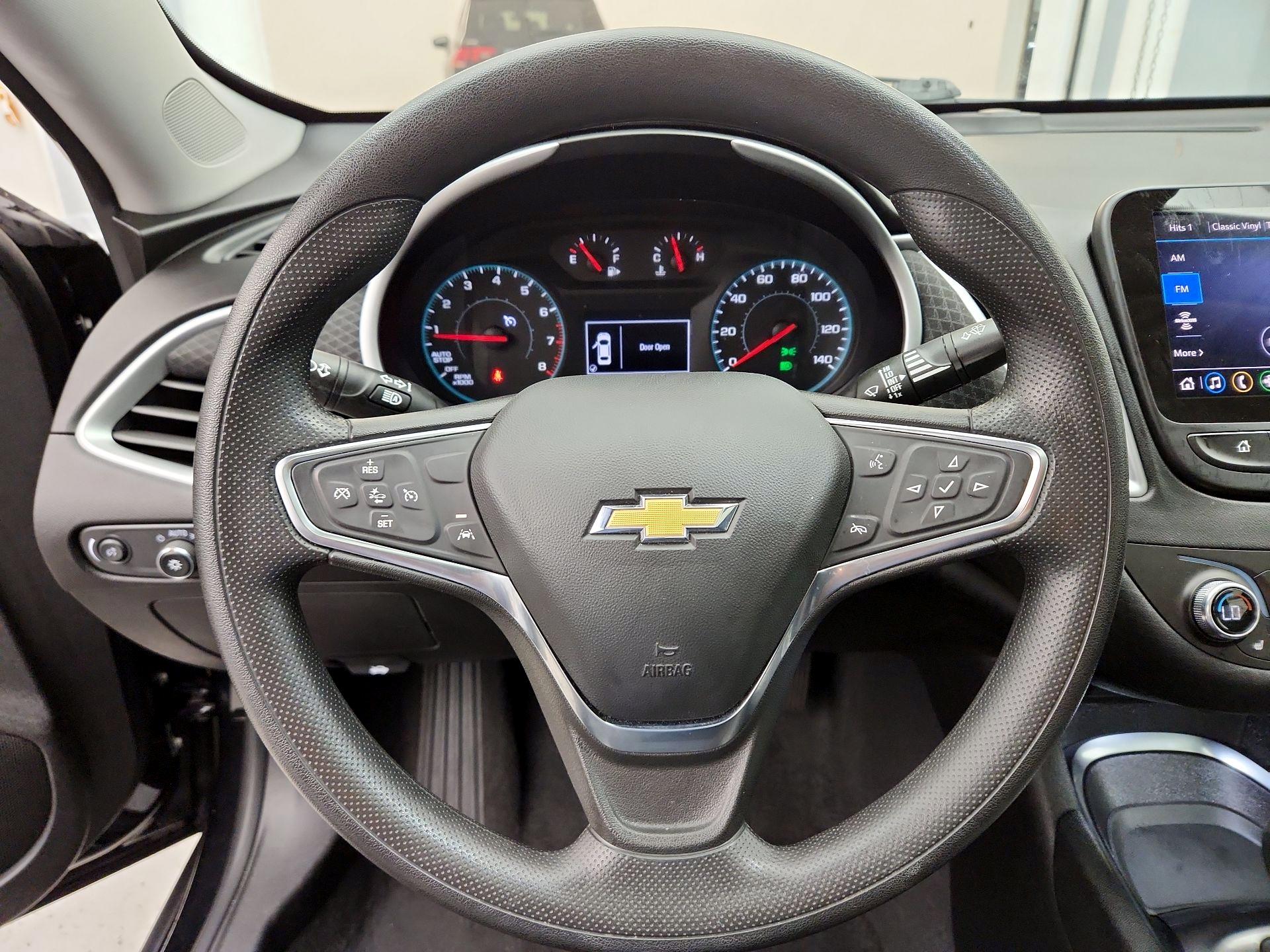 Thumbnail: 2024 Chevrolet Malibu - 10
