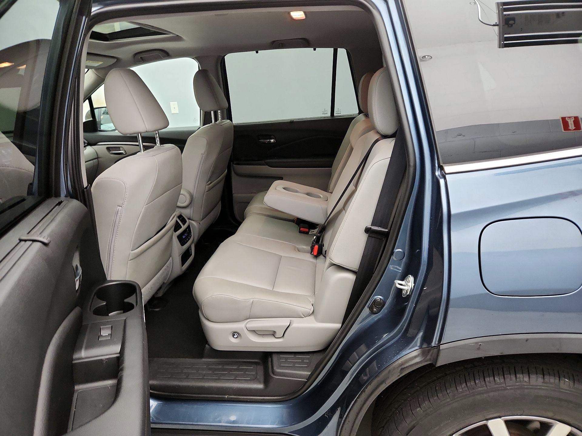 Thumbnail: 2022 Honda Pilot - 20