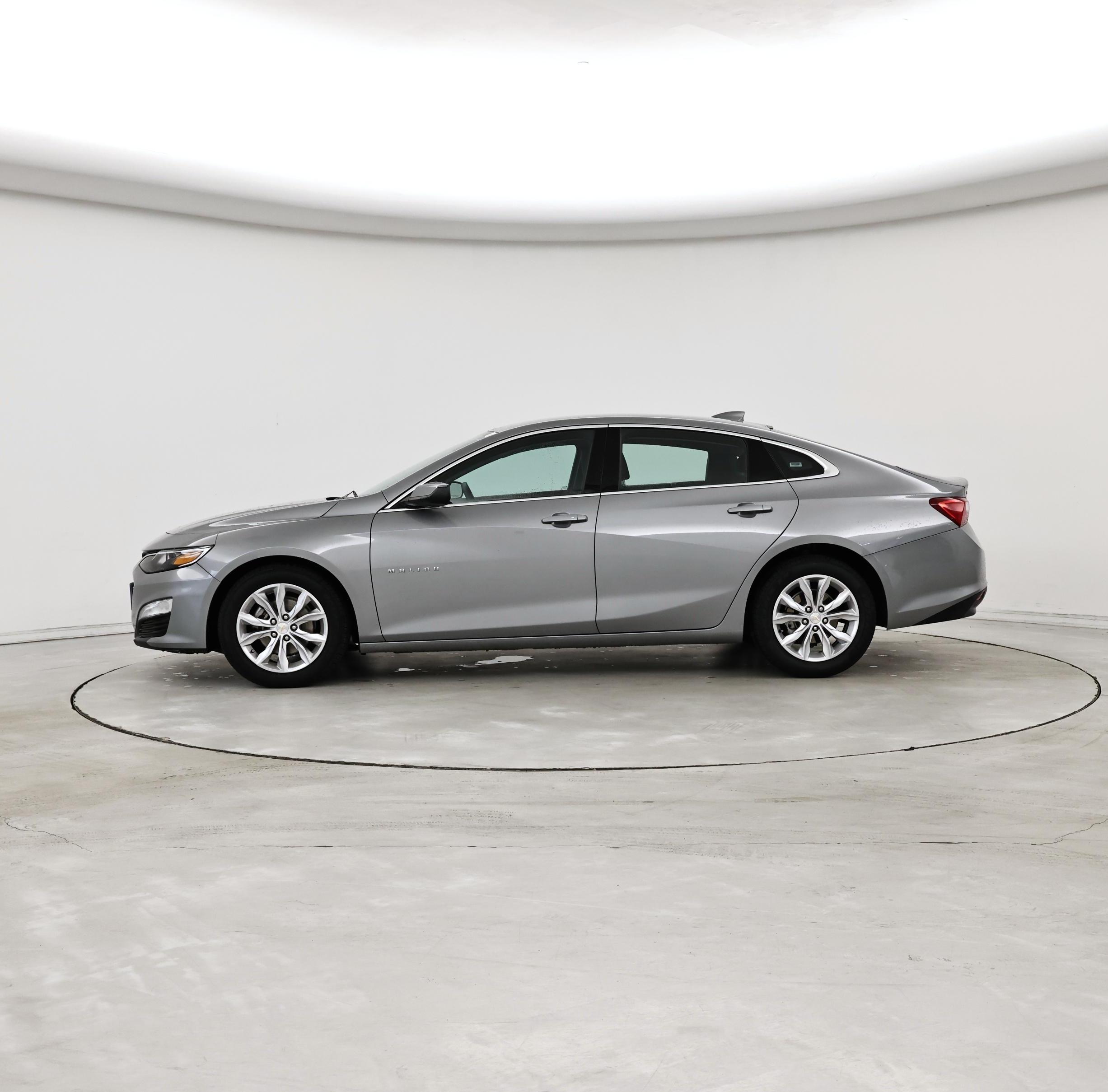 Thumbnail: 2023 Chevrolet Malibu - 3