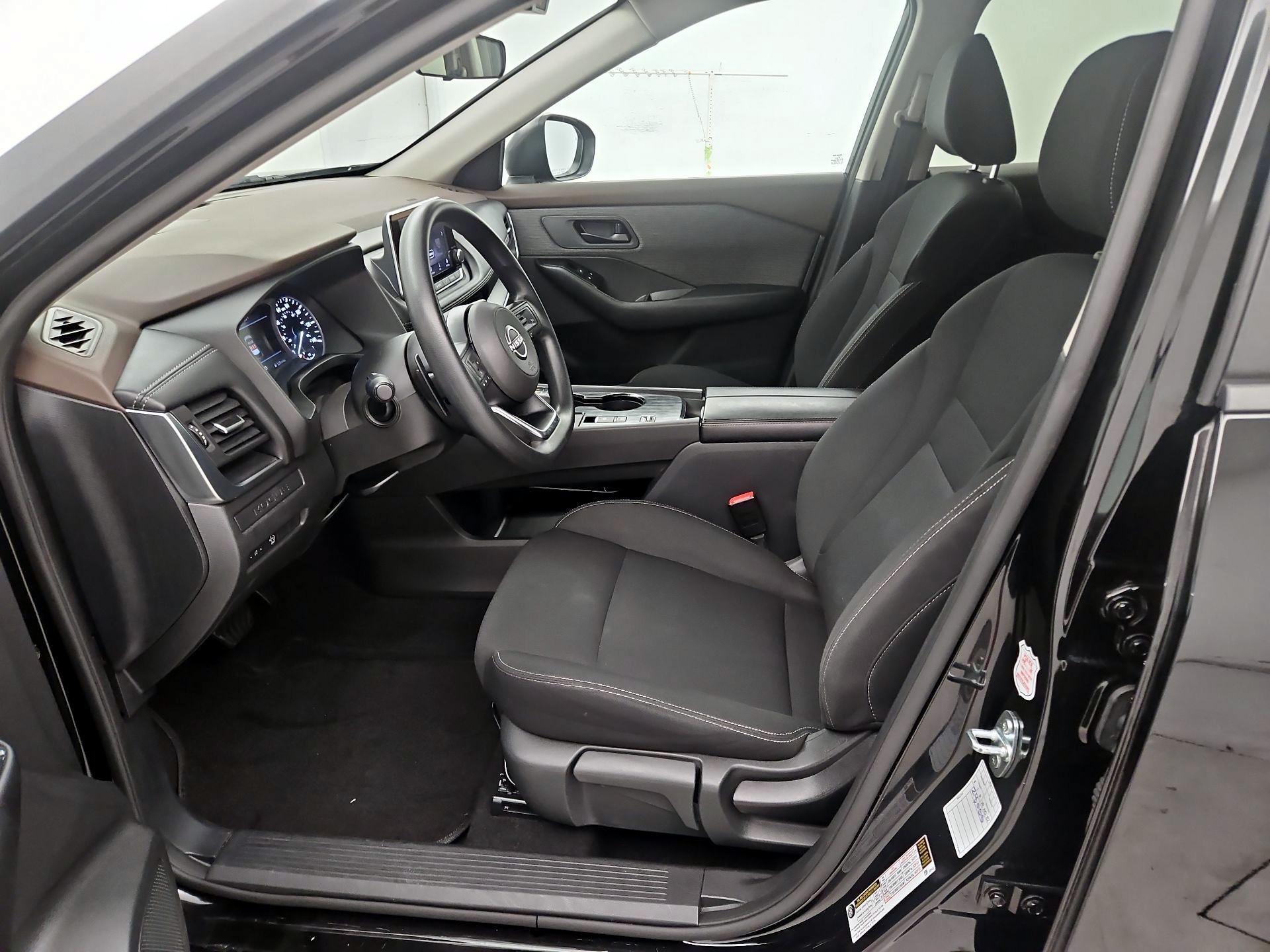 Thumbnail: 2023 Nissan Rogue - 11