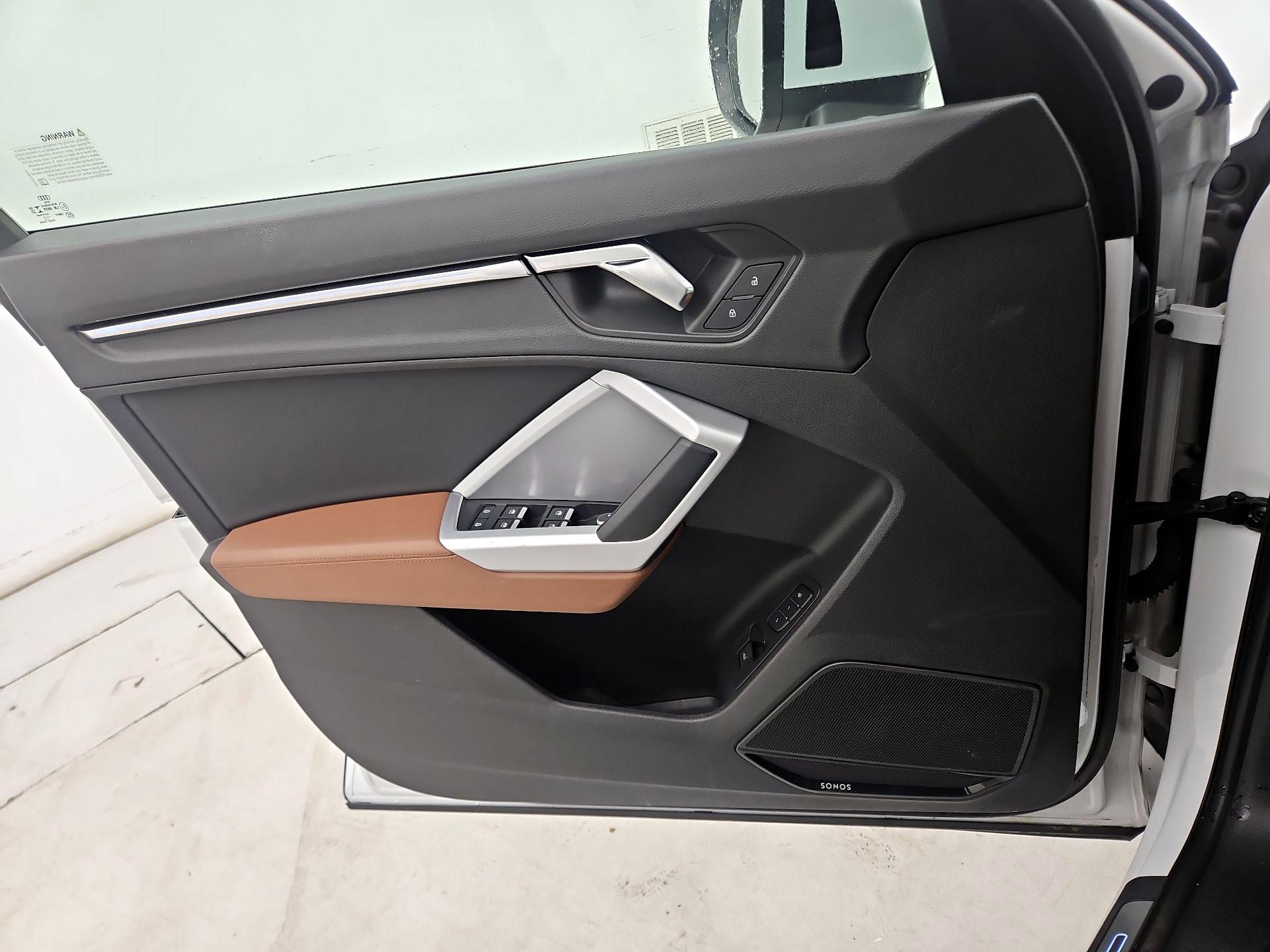 Thumbnail: 2022 Audi Q3 - 12