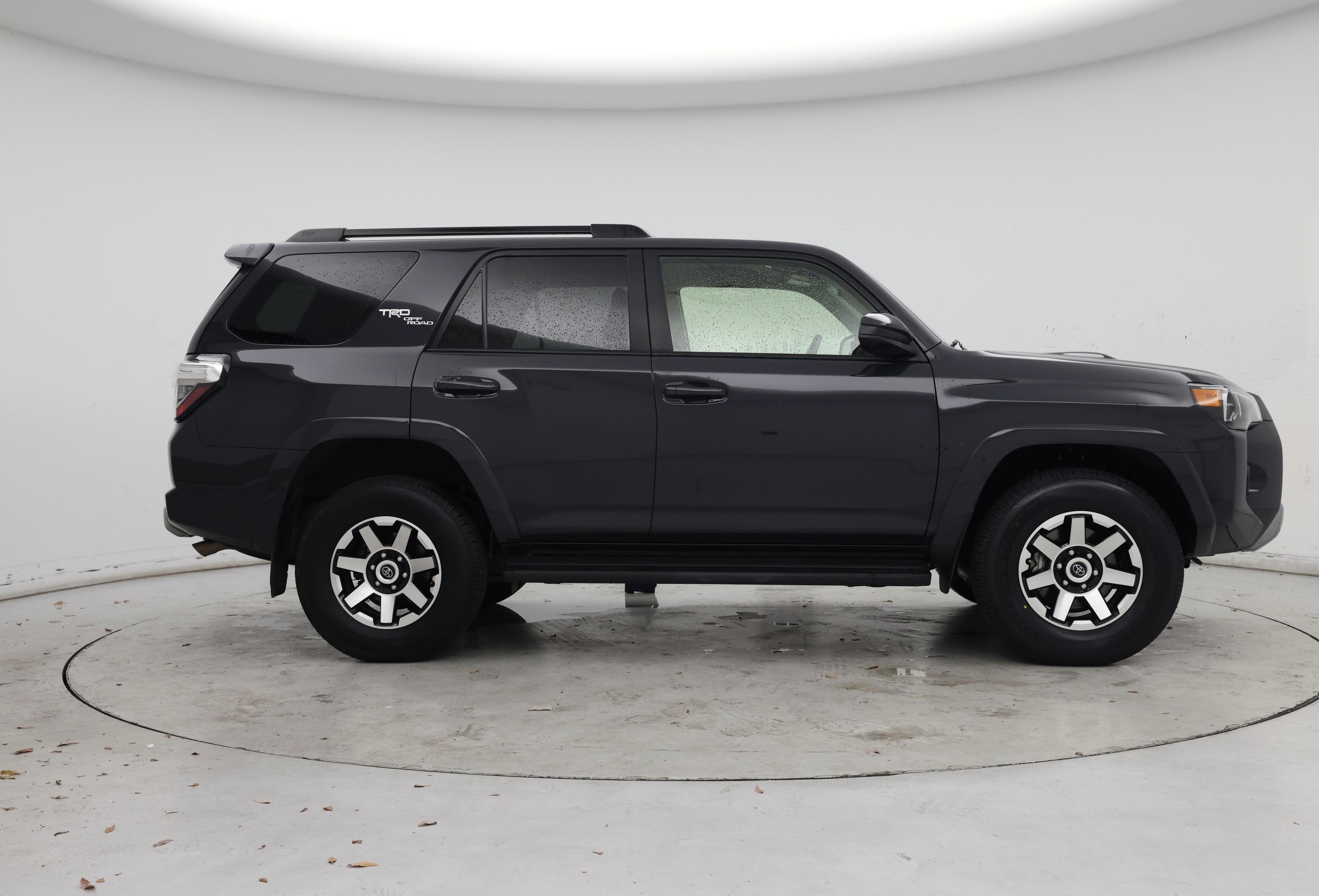Thumbnail: 2024 Toyota 4Runner - 7