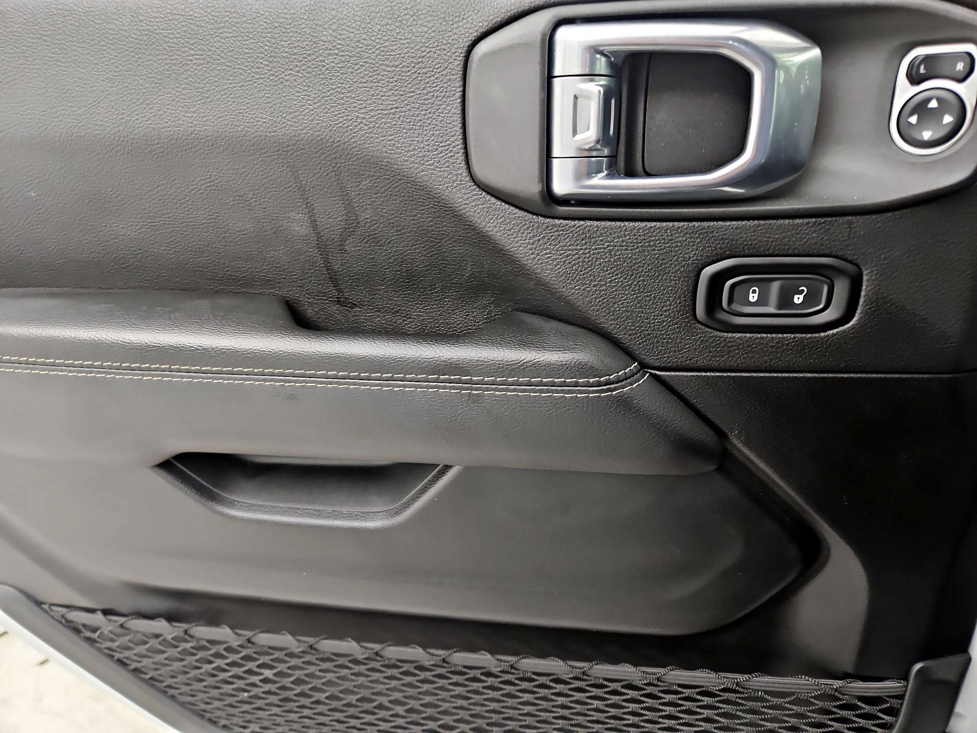 Thumbnail: 2021 Jeep Wrangler - 12