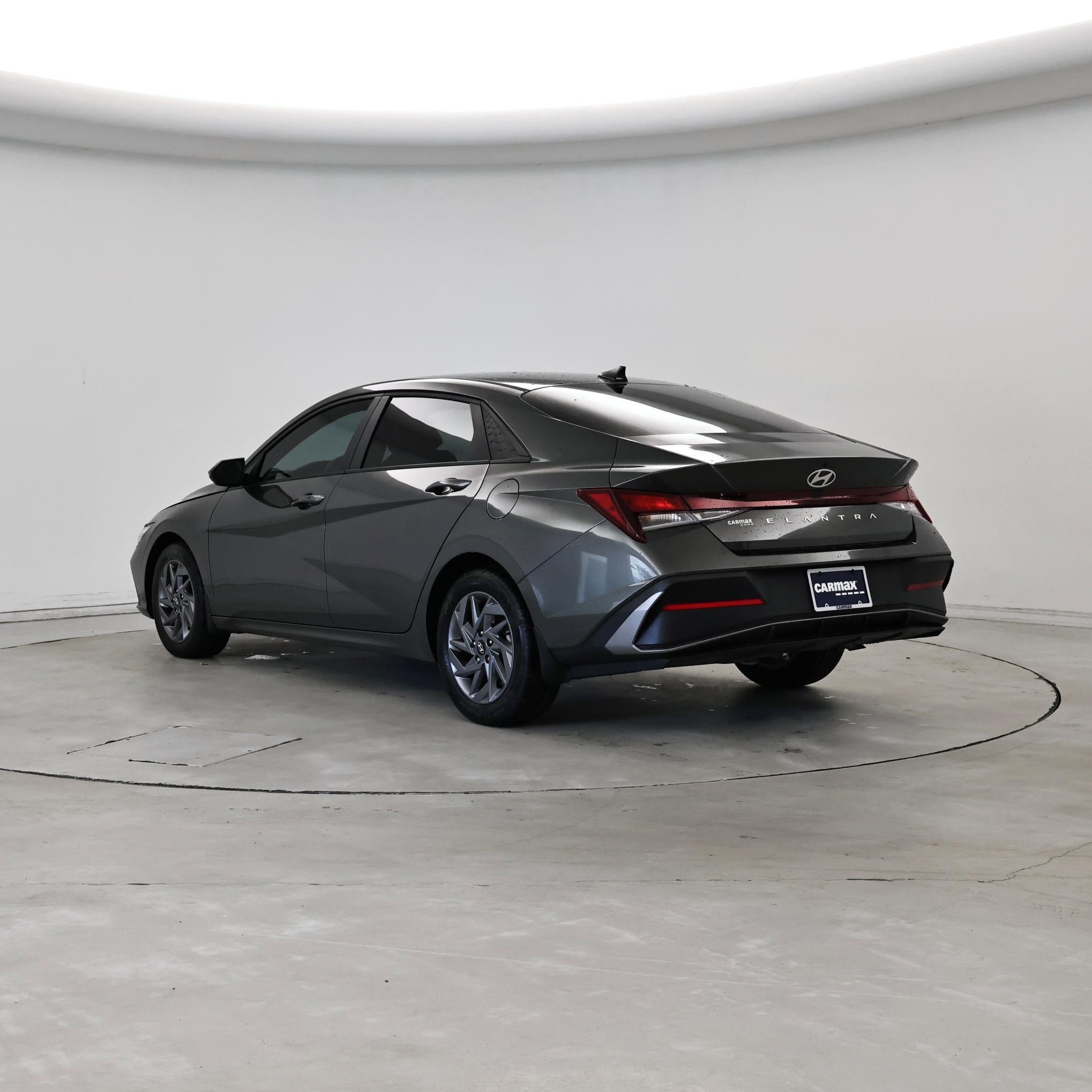 Thumbnail: 2024 Hyundai Elantra - 2