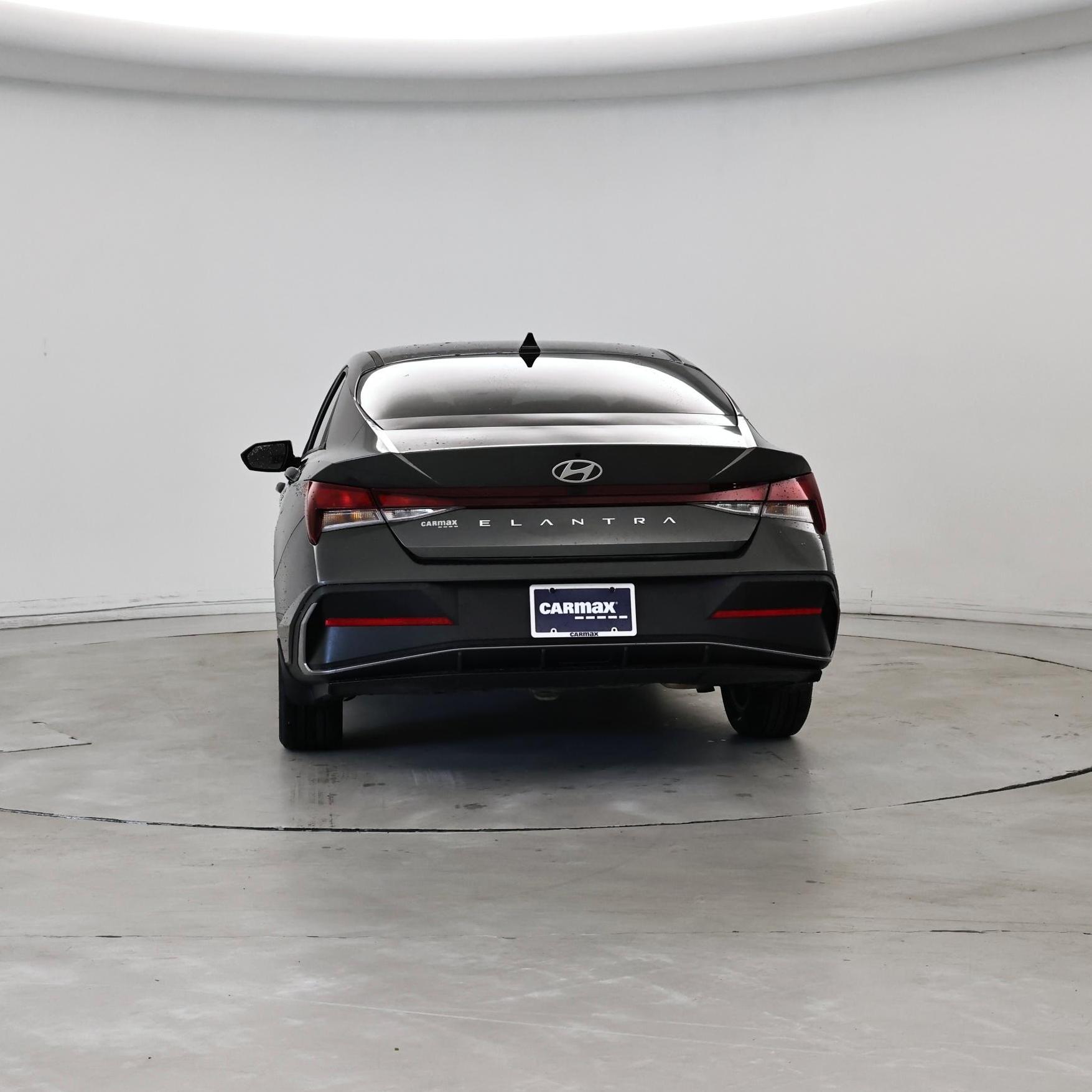 Thumbnail: 2024 Hyundai Elantra - 6