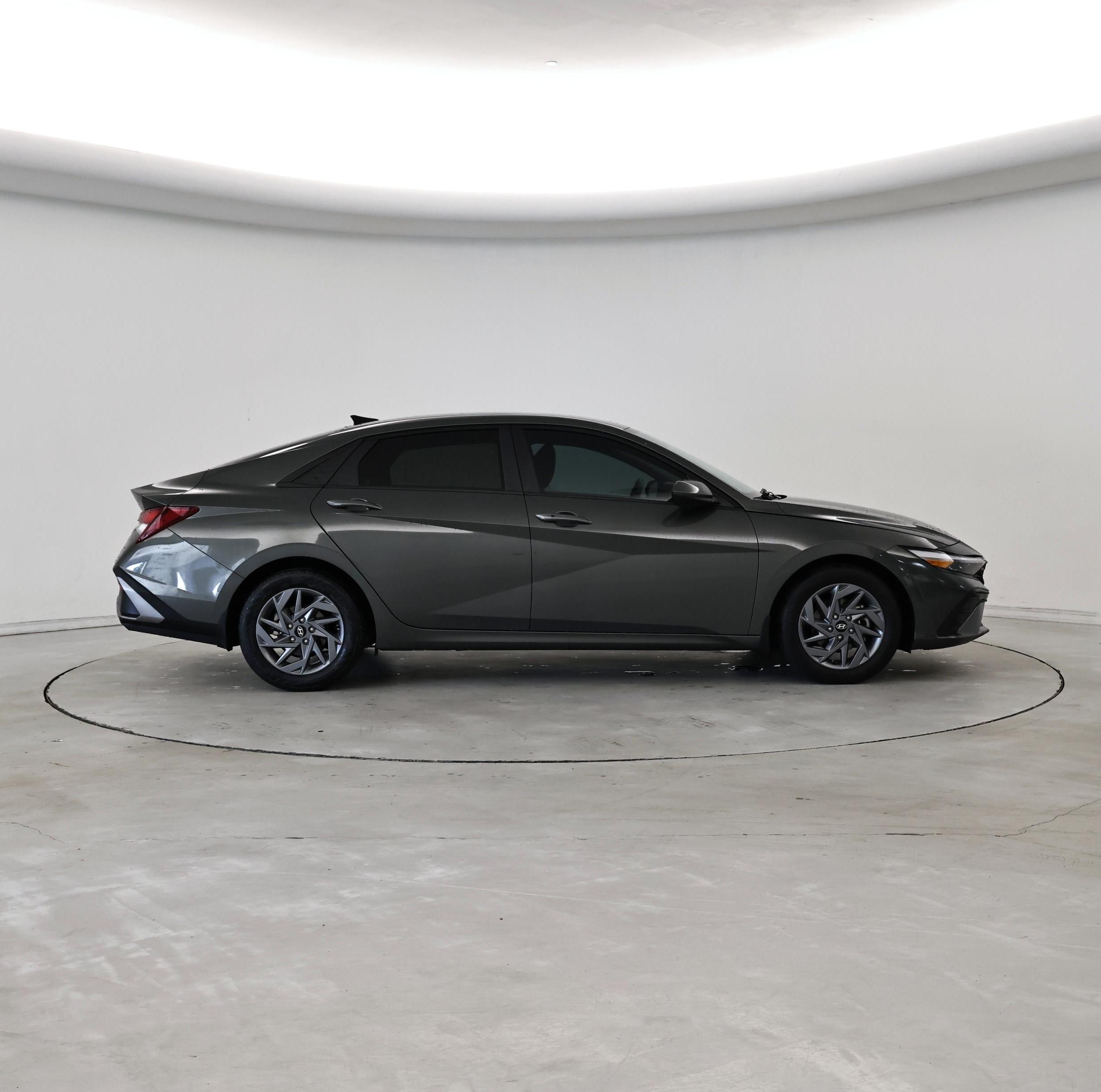 Thumbnail: 2024 Hyundai Elantra - 7