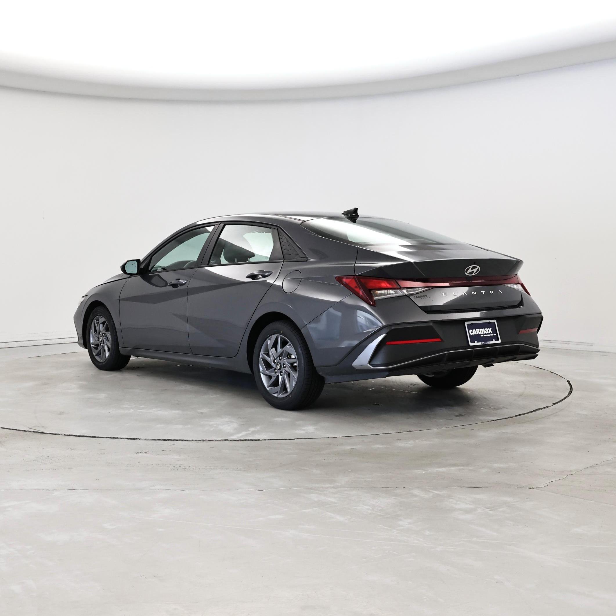Thumbnail: 2024 Hyundai Elantra - 2
