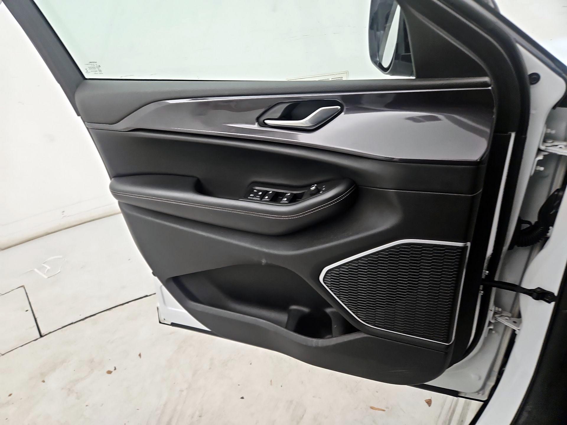 Thumbnail: 2021 Jeep Grand Cherokee L - 12