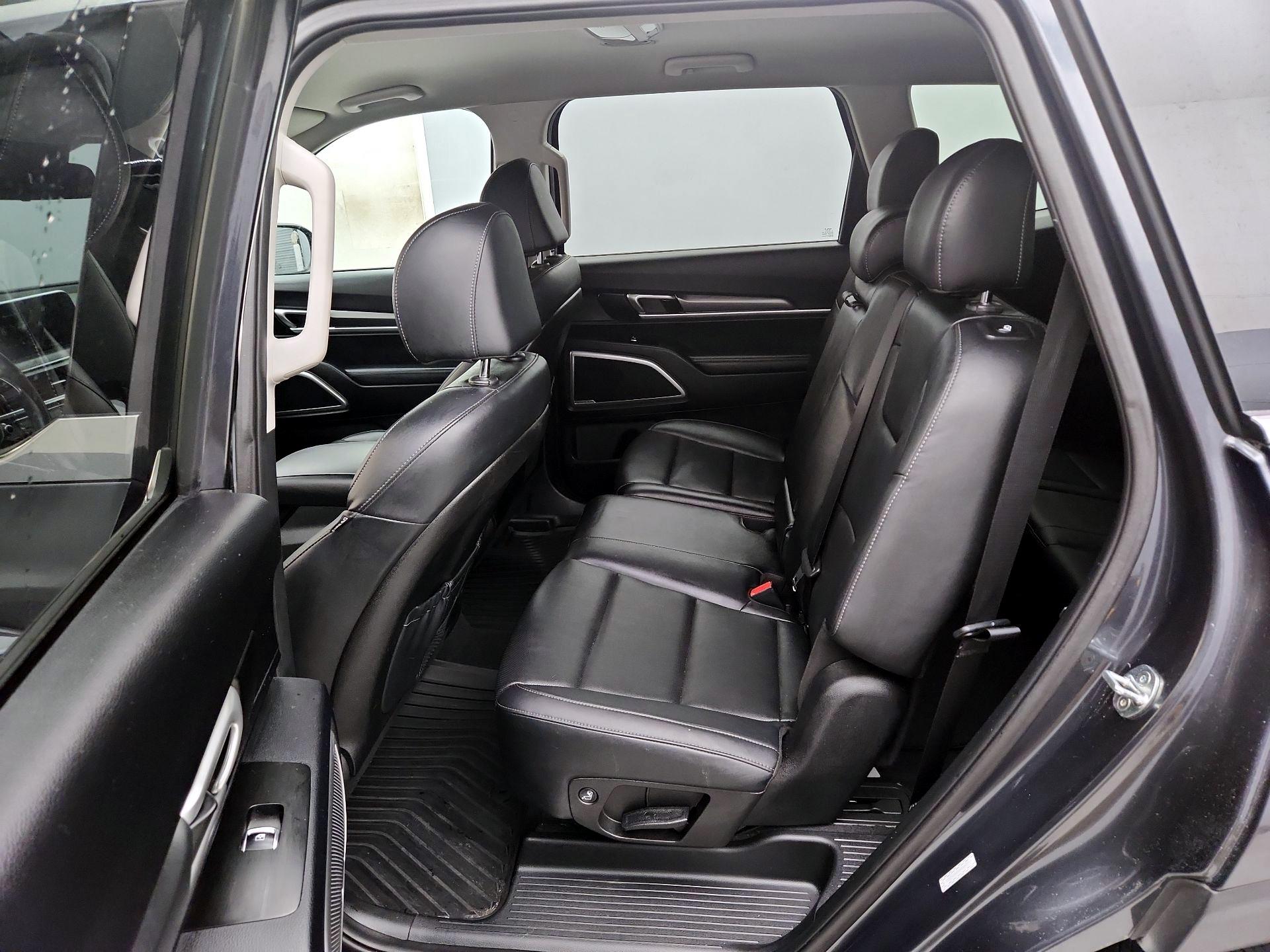 Thumbnail: 2022 Kia Telluride - 19